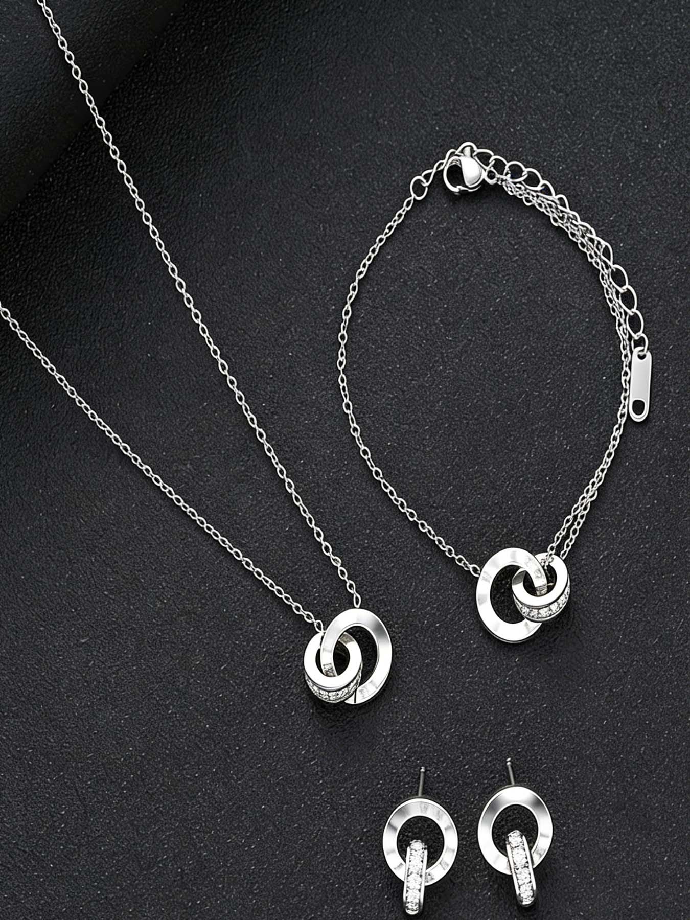 3-piece wedding season Valentine's Day gift set made of 304 stainless steel Roman numerals with interlocking jewelry, perfect for gifting to girlfriends, moms, daily dates, vacations, and parties