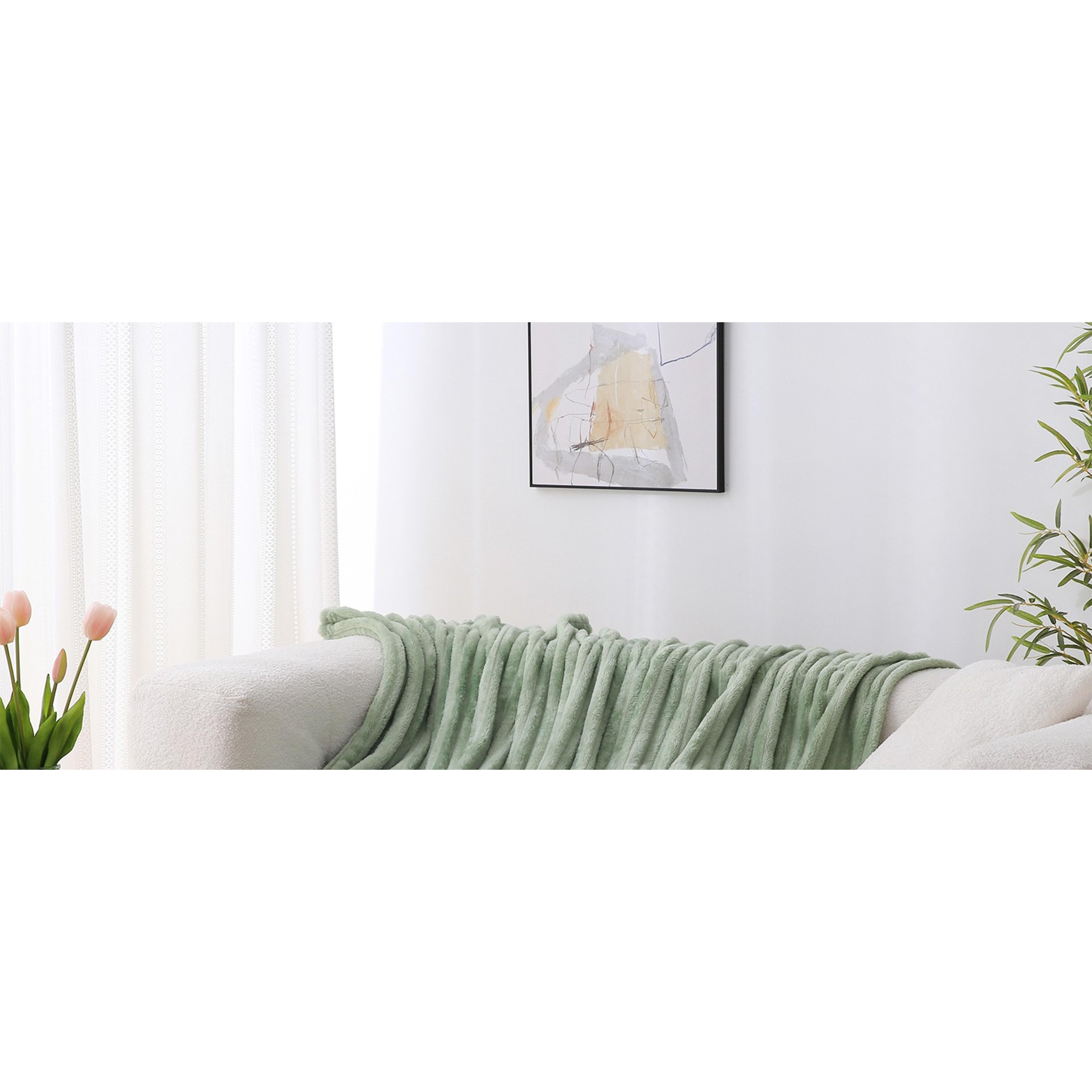 Striped Sage Green Fleece Blanket, 50x70 in Super Soft Plush Microfiber Flannel Blanket for Couch/Bed, Lightweight for Adults with Cozy Warmth