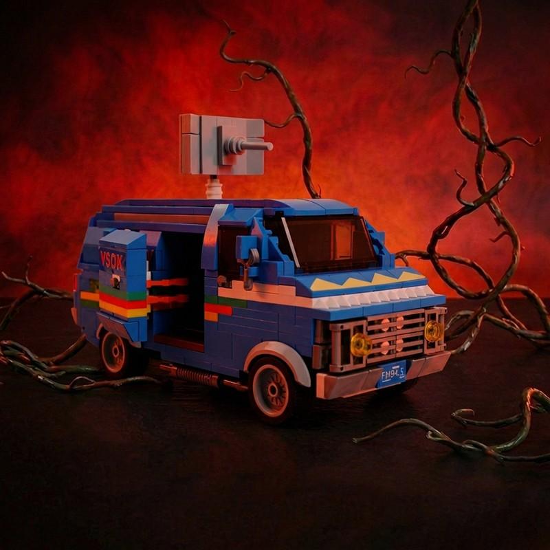 Upside Down World 80s Strange TV Sci-Fi Vehicle Building Blocks Toys Car Retro Van Mystery Town Bricks Model Set Gifts for Adult Kids