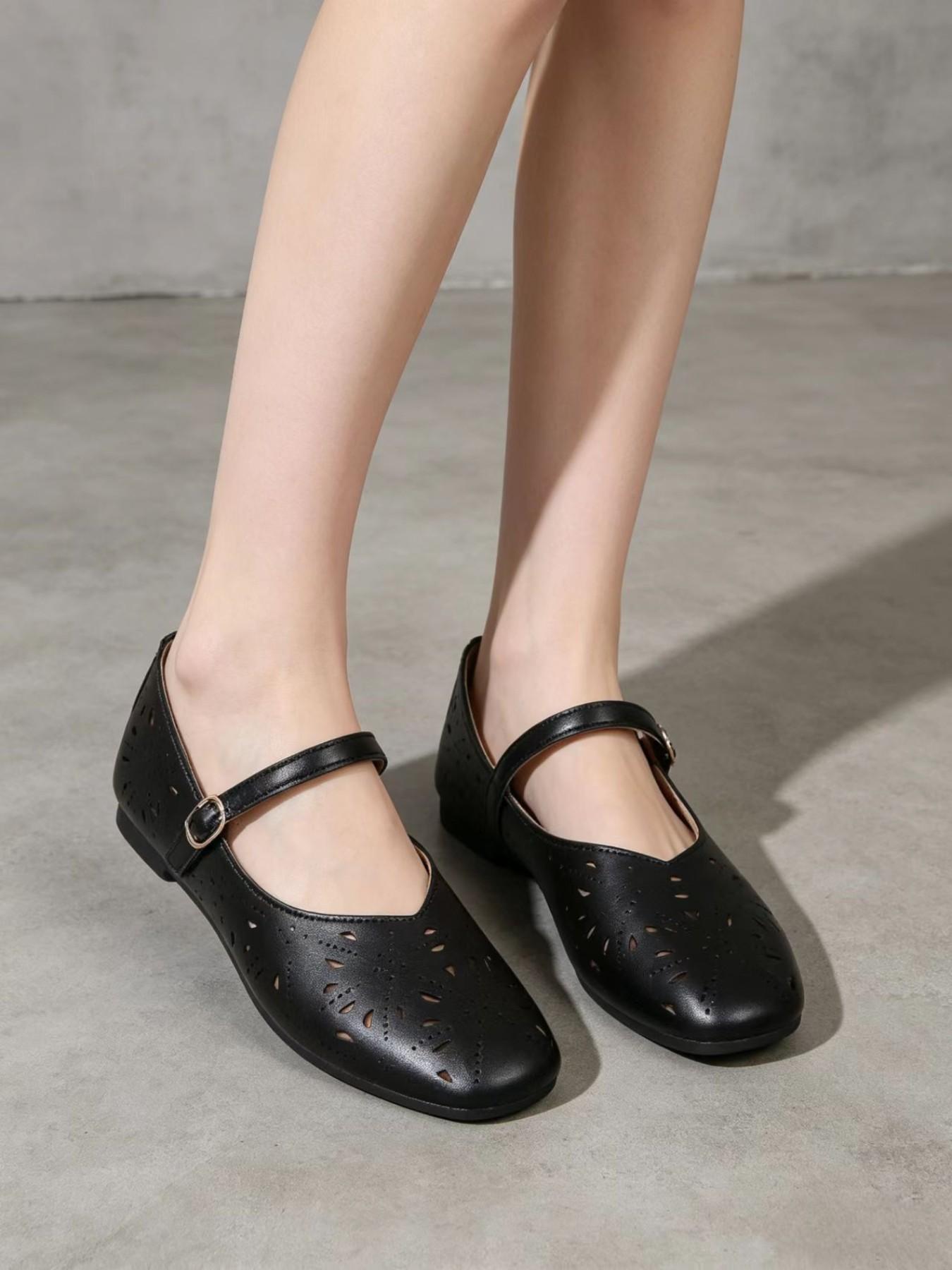 New French Cutout Mary Jane Shoes, Soft Sole Comfortable Flat Shoes, Classic Mary Jane Style, Vintage, Versatile for All Ages