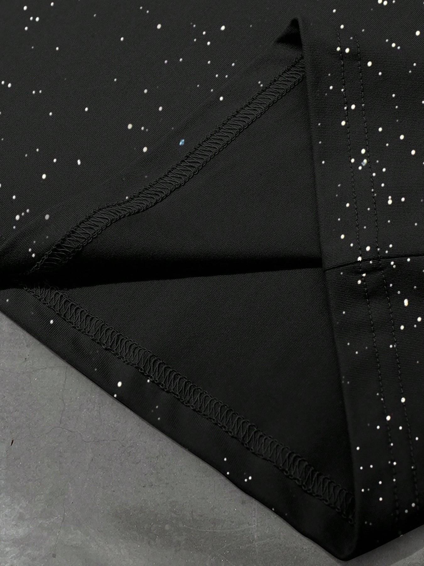 Men's Casual Short Sleeve T-Shirt, Bold Lip Print, Teeth & Dollar Sign, Silver Color Fabric, Slim Fit, Summer Streetwear