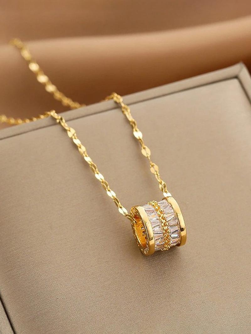 Elegant Zircon Geometric Pendant Necklace for Women, Simple Design, Daily Commute Jewelry, Versatile Gift for Her, Minimalist Pendant Necklace