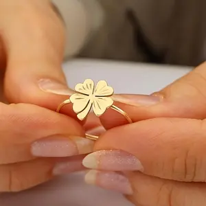 Lucky Rare Beautiful Precious Good Luck Easy Four-Leaf Clover Ring