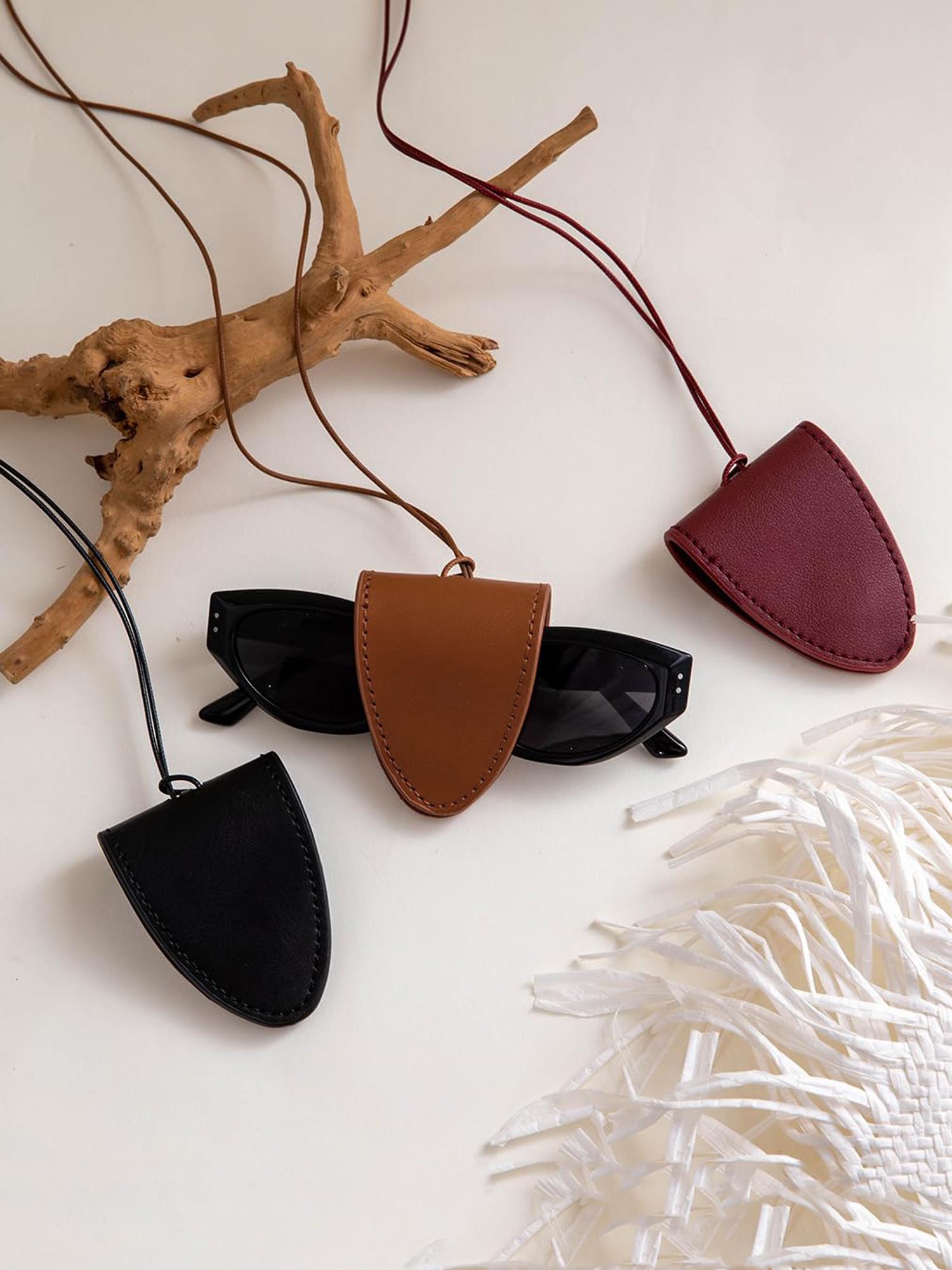 Portable minimalist solid color storage glasses travel case with lanyard, suitable for daily travel use, storing glasses and sunglasses, very suitable for outdoor activities, a must-have travel organizer for beach vacations.