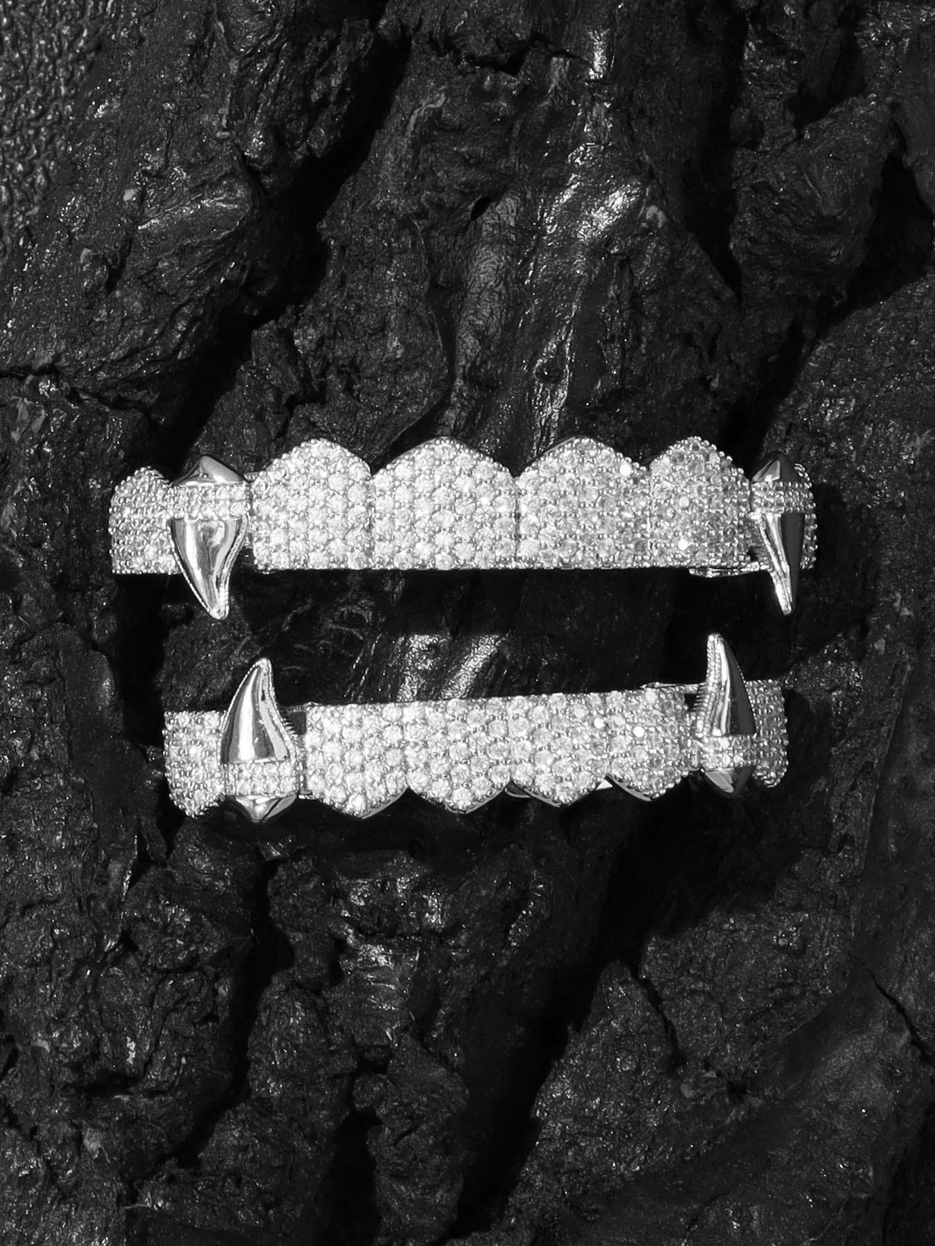 Hip-Hop Fashion Sharp Tooth Tiger Tooth Copper Micro-Set Zircon Decorative Shiny Stage Props, Nightclub Party Jewelry, Halloween Gift