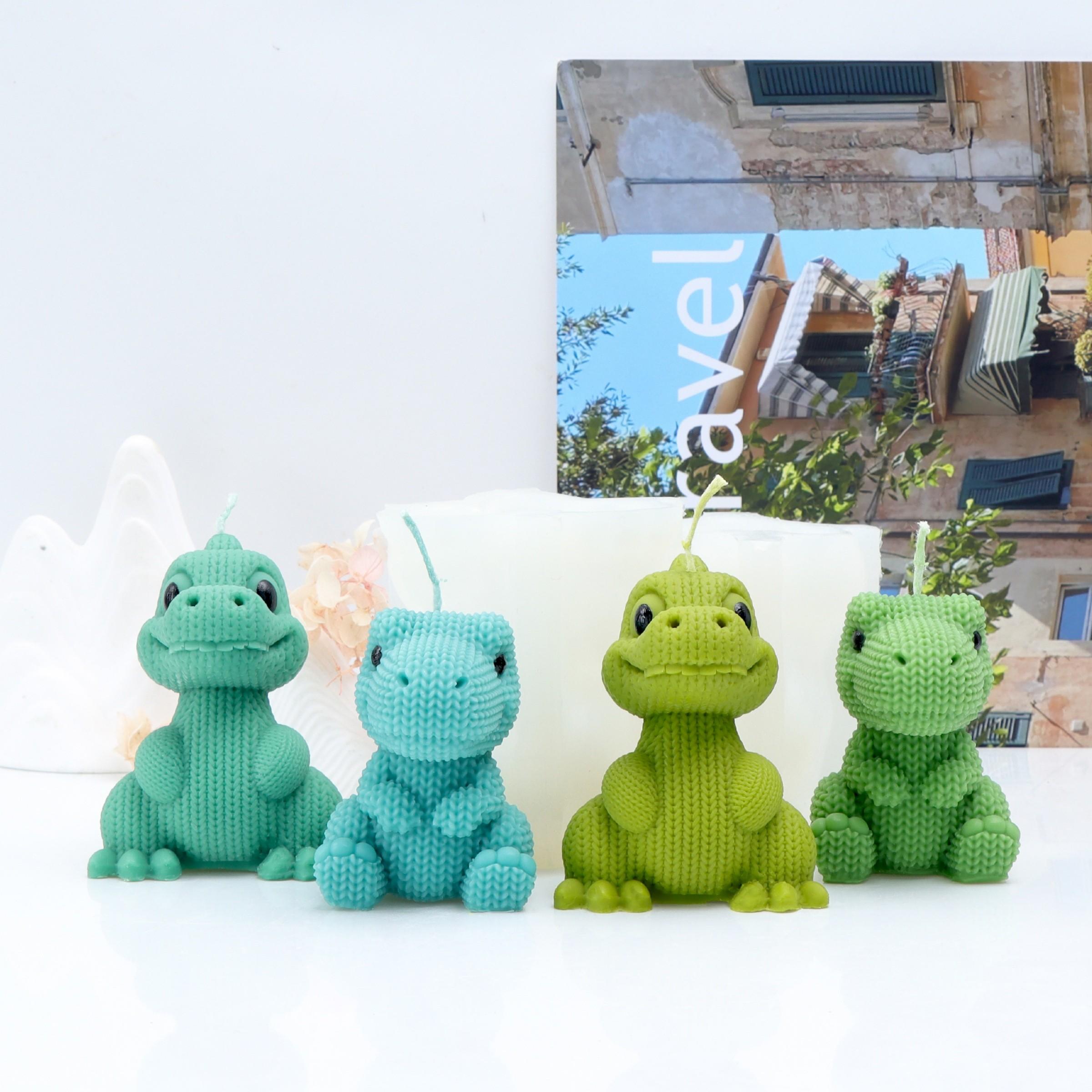 3D Knitted Dinosaur Silicone Mold, Reusable Cute Dinosaur Candle Mold for DIY Aromatherapy Candle, Soap, Resin, Plaster, Handmade Craft Home Decor
