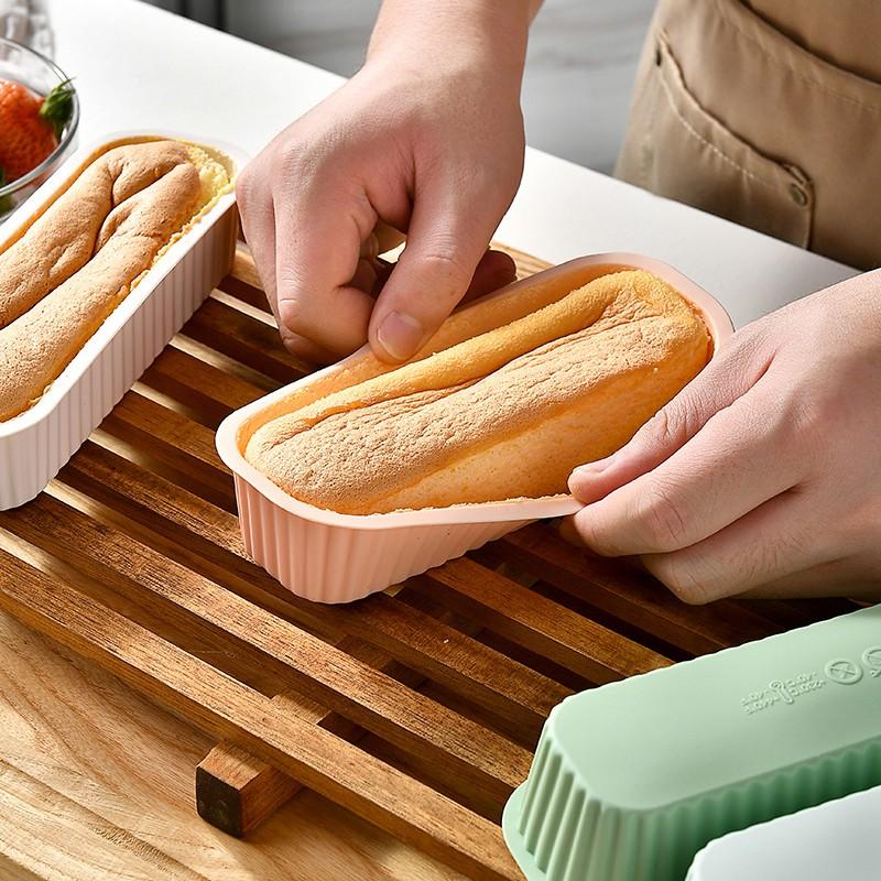 Silicone Cheese Baking Box, Heat Resistant Cake Mold, Air Fryer Compatible, Rectangular Bread Box, Durable Kitchen Tool，Silicone Loaf Pan, Non-Stick Rectangular Bread Mold for Baking, BPA Free Heat Resistant Toast Pan for Pound Cake & Meatloaf