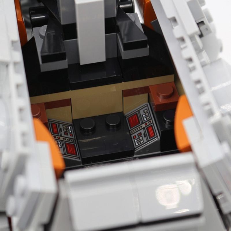 The movie AT-AT building block DIY model has been modified from 75288 to include digital toys, gifts, educational children's toys, and fun learning toys, making it the perfect Christmas gift for children