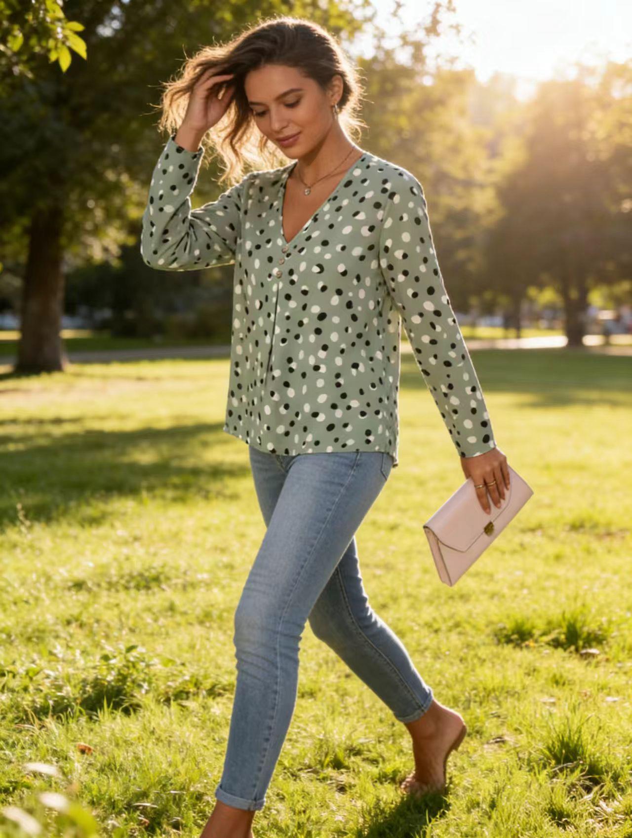 Women's Plus Size Fashion Casual T-Shirt, Random Print Design, Comfortable Daily Wear, Stylish Ladies' Top for All Seasons