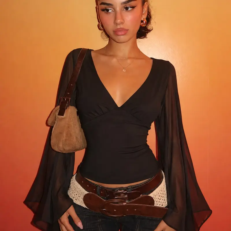 European and American Sexy Low Neck Deep V Neck Slim Fit T-Shirt for Women, Chiffon Bell Sleeve Knit Top, All Seasons Fashion
