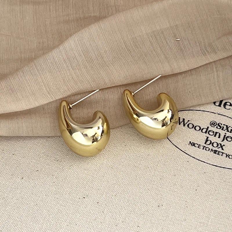 Small Water Droplets CCB Gold Color Smooth Stud Earrings for Women Exaggerate Punk Geometry Jewelry Accessories Girlfriend Gift