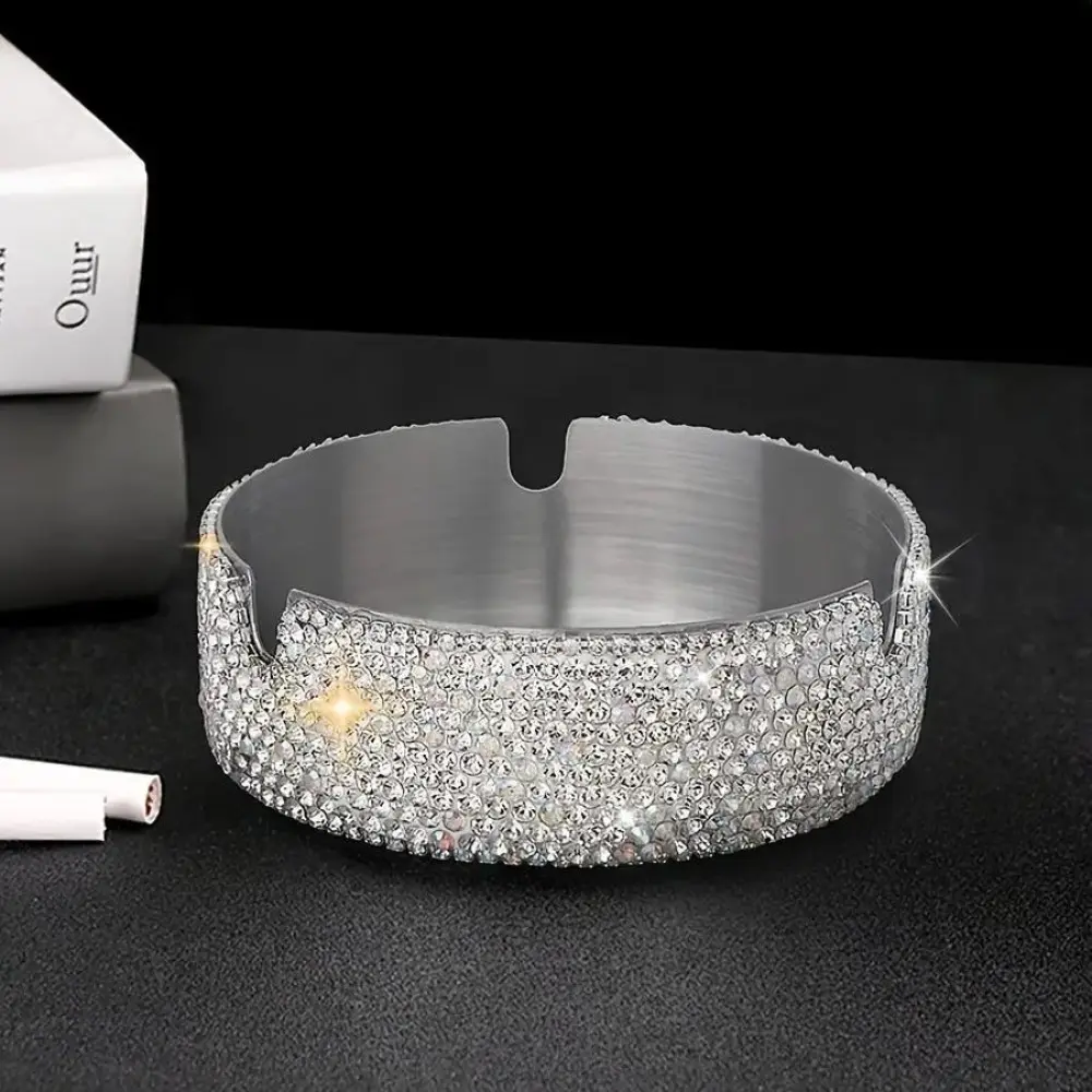 Sparkling Rhinestone‑Encrusted Lidded Ashtray, Portable Decorative Tabletop Ornament For Modern Home Interior, Office Desk And Vehicle Interior Daily‑Use Scenarios