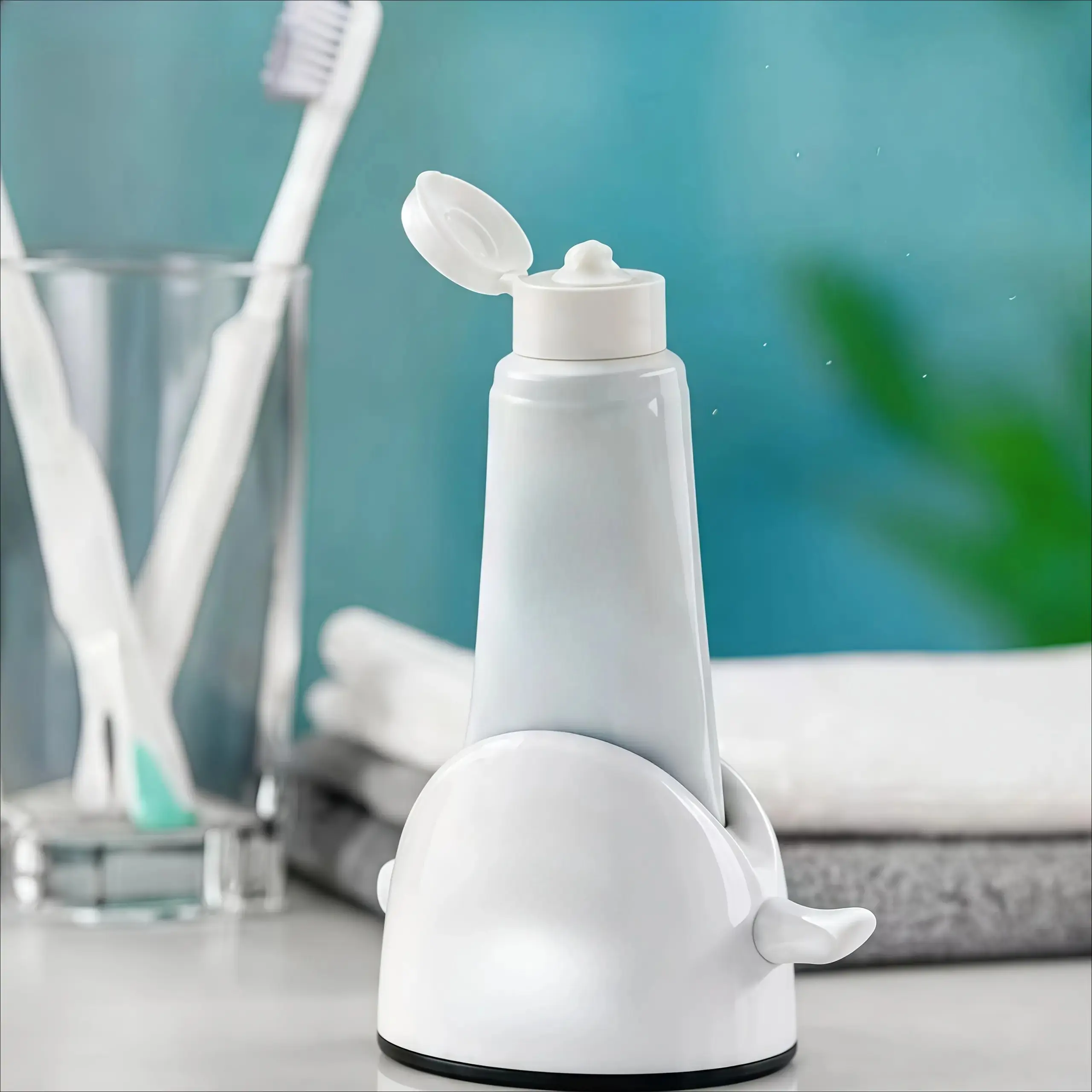1 or 2Pcs Manual Toothpaste Dispenser, Hygienic One-Button Tube Separator, Non-Electric Durable Plastic, Easy-Clean Space-Saving Bathroom Organizer for Standard Toothpaste Tubes