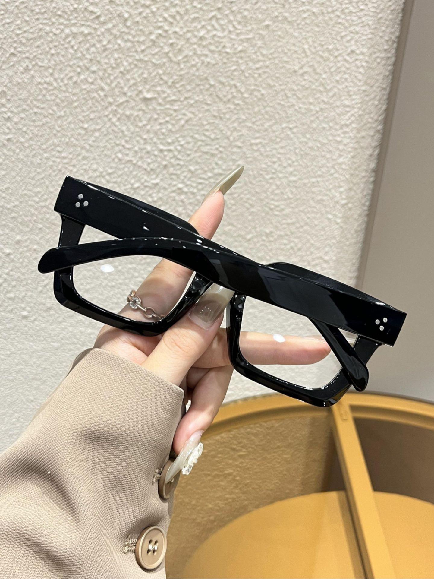 Y2K Retro Square Transparent Lens Glasses for Men and Women, Cute Fashionable Style for Daily Wear and Accessories, Square Frame Glasses