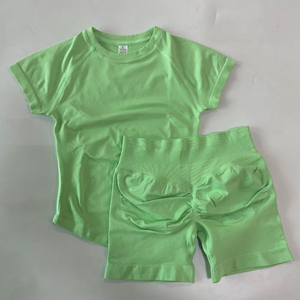 Dfyne Cross-Waist Hip-Lifting Shorts + Short-Sleeve Sports Set |   Seamless Knit Breathable Quick-Drying |   Fitness & Yoga Two-Piece Set