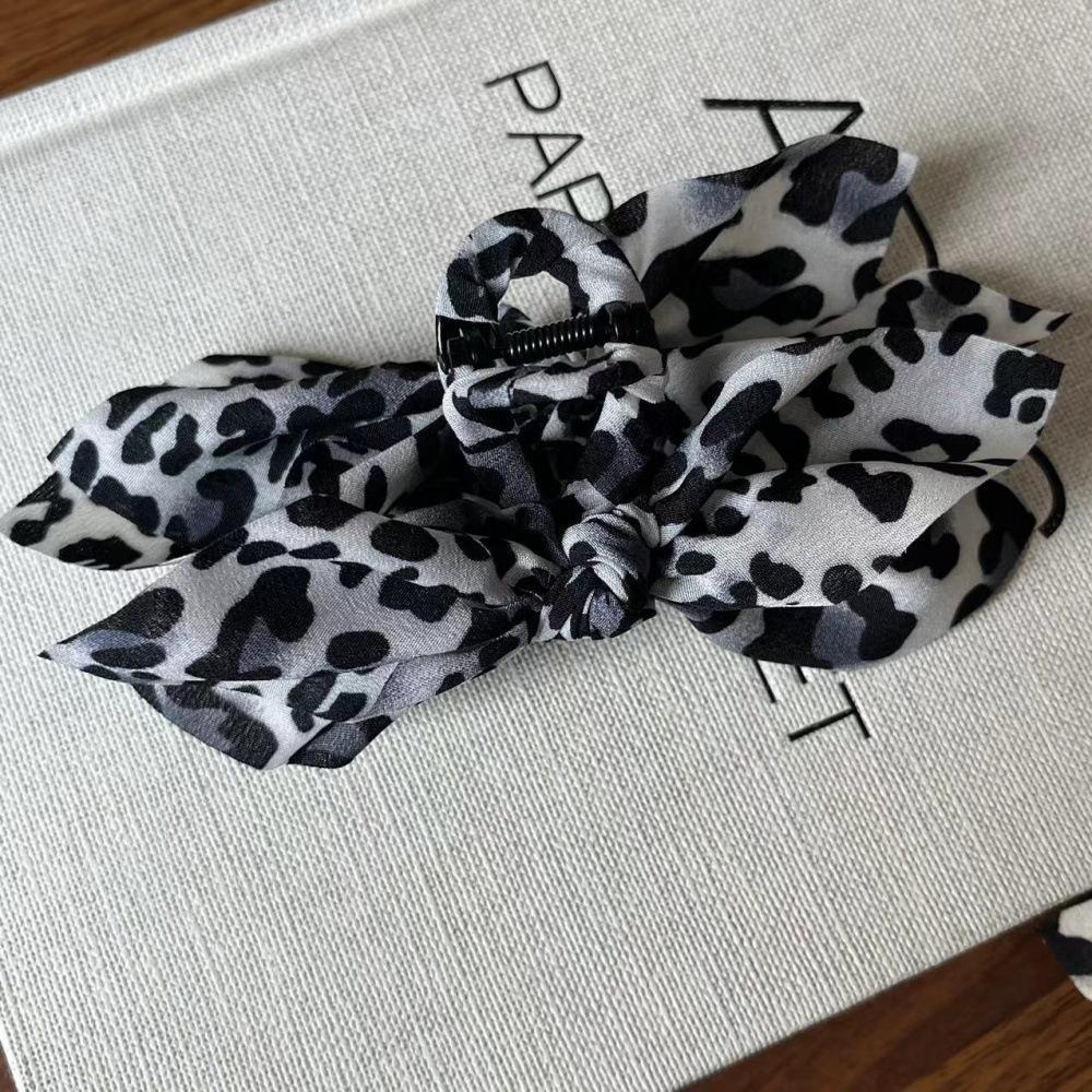 Women's Oversized Bow Hair Claw Clip For Women, Paisley And Leopard Printed Fabric Bow, Strong‑Grip Non‑Slip Hair Accessory For Thick Hair, Lightweight Durable Design For Half‑Up Styles, Daily Office Party And Travel Occasions