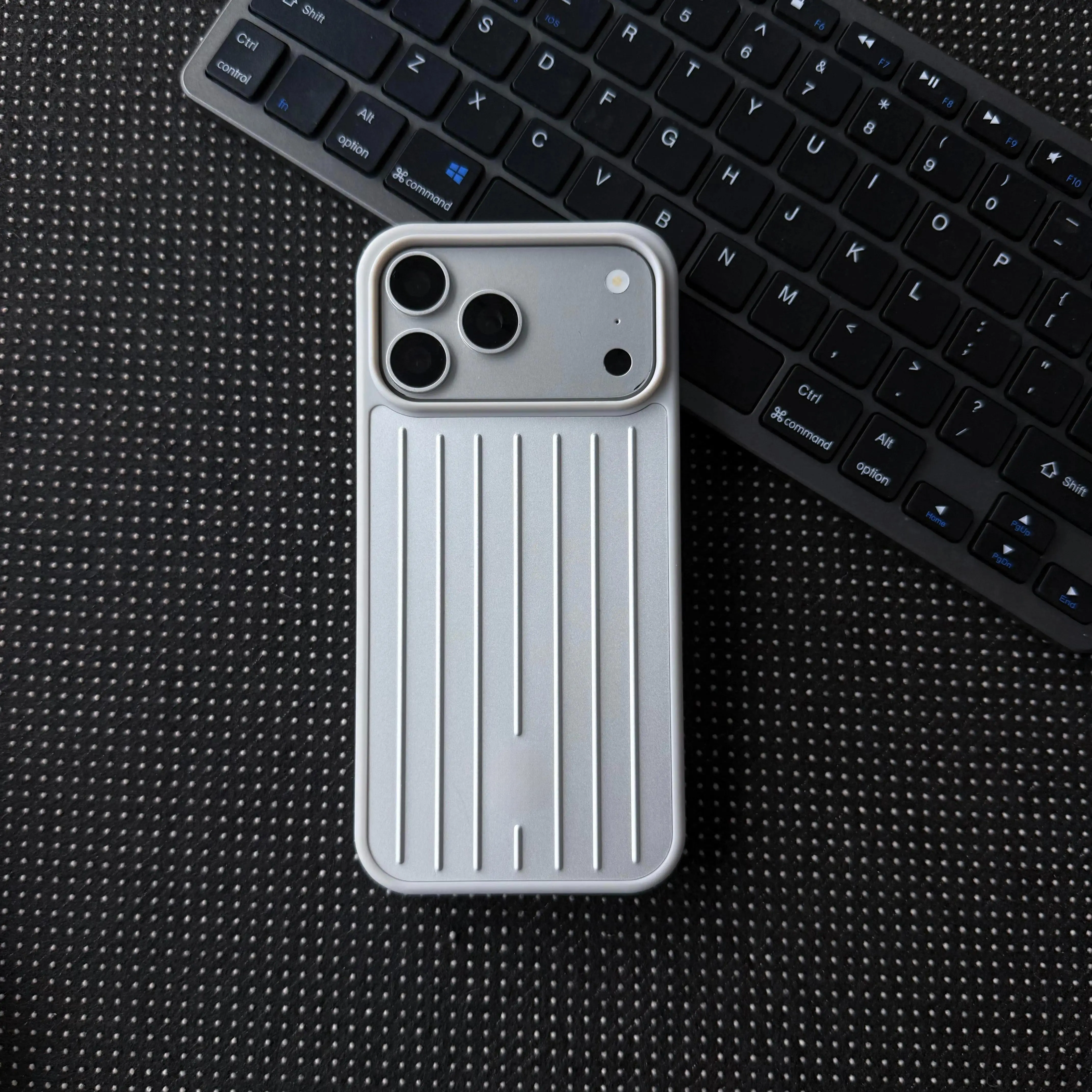 Case for iPhone 16/17/18 Pro Max, Slim Premium Anti-Drop Phone Cover, TPU+PC Hybrid Shockproof Protective Accessory, Ideal Gift