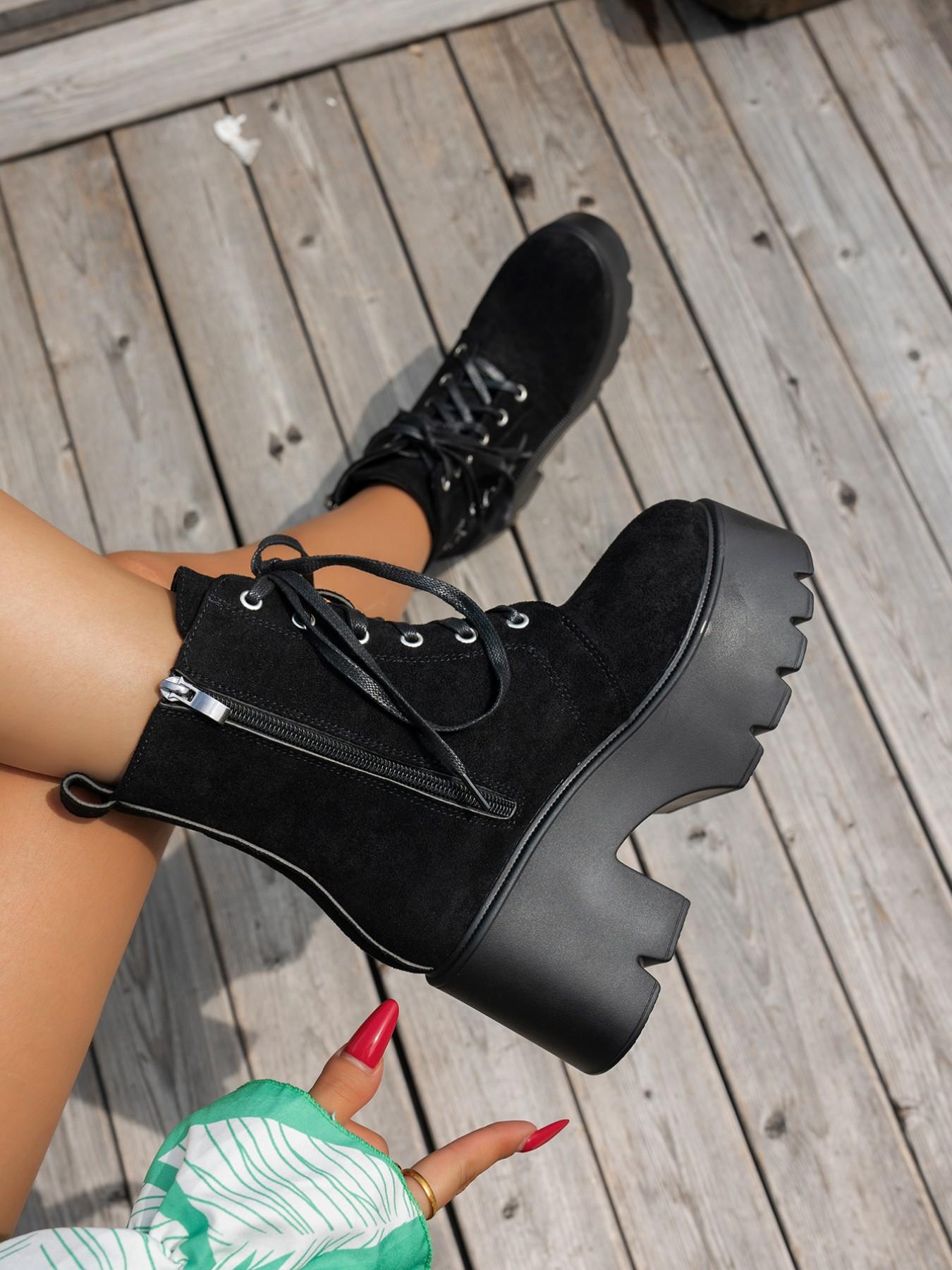 New Autumn Winter Star Moon Embroidery Thick Sole Boots for Women, Lace-Up Side Zip Short Boots, Gothic Style Casual Outerwear Shoes, Footwear