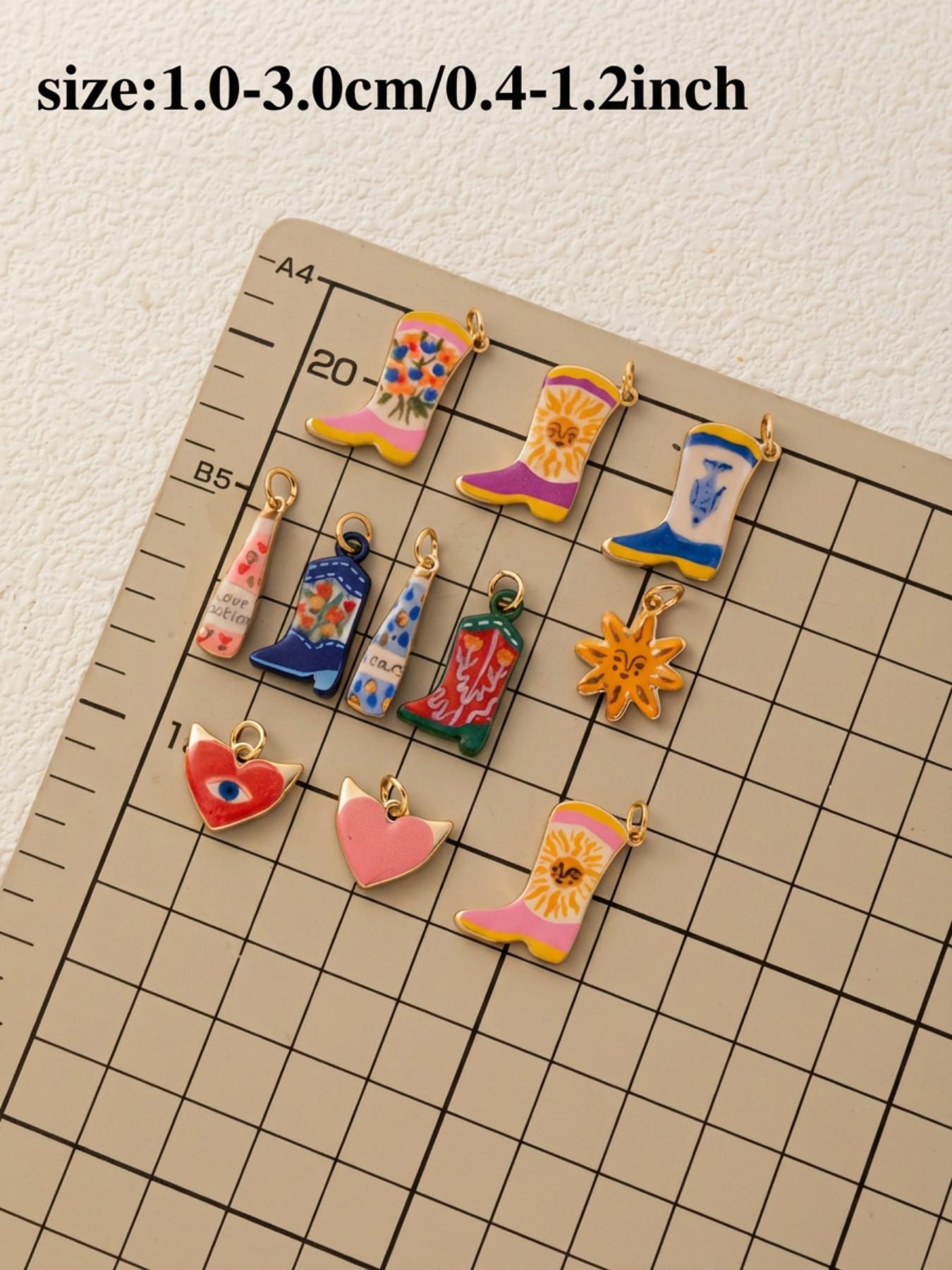 1PC fashionable commuting bohemian style pendant, painted enamel, flower boots, heart-shaped eyes, bottle, boot series pendant, copper plated 18K gold, suitable for DIY fashion accessories such as keychains, bags, and jewelry