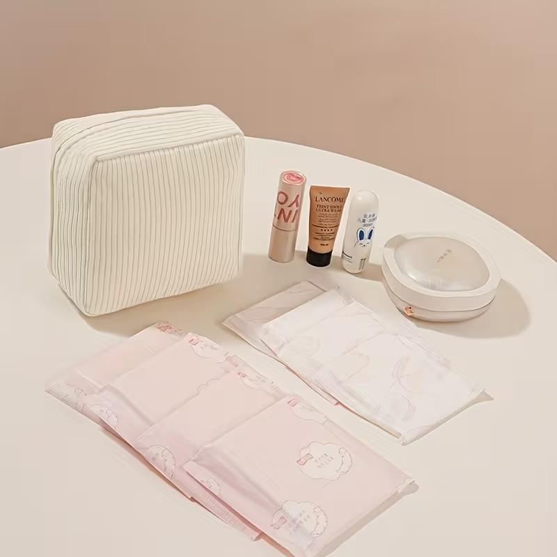 Portable Multi-Functional Minimalist Storage Bag, Lightweight, Large Capacity Sanitary Pad Organizer, Zipper Closure, Ideal for Travel and Daily Use