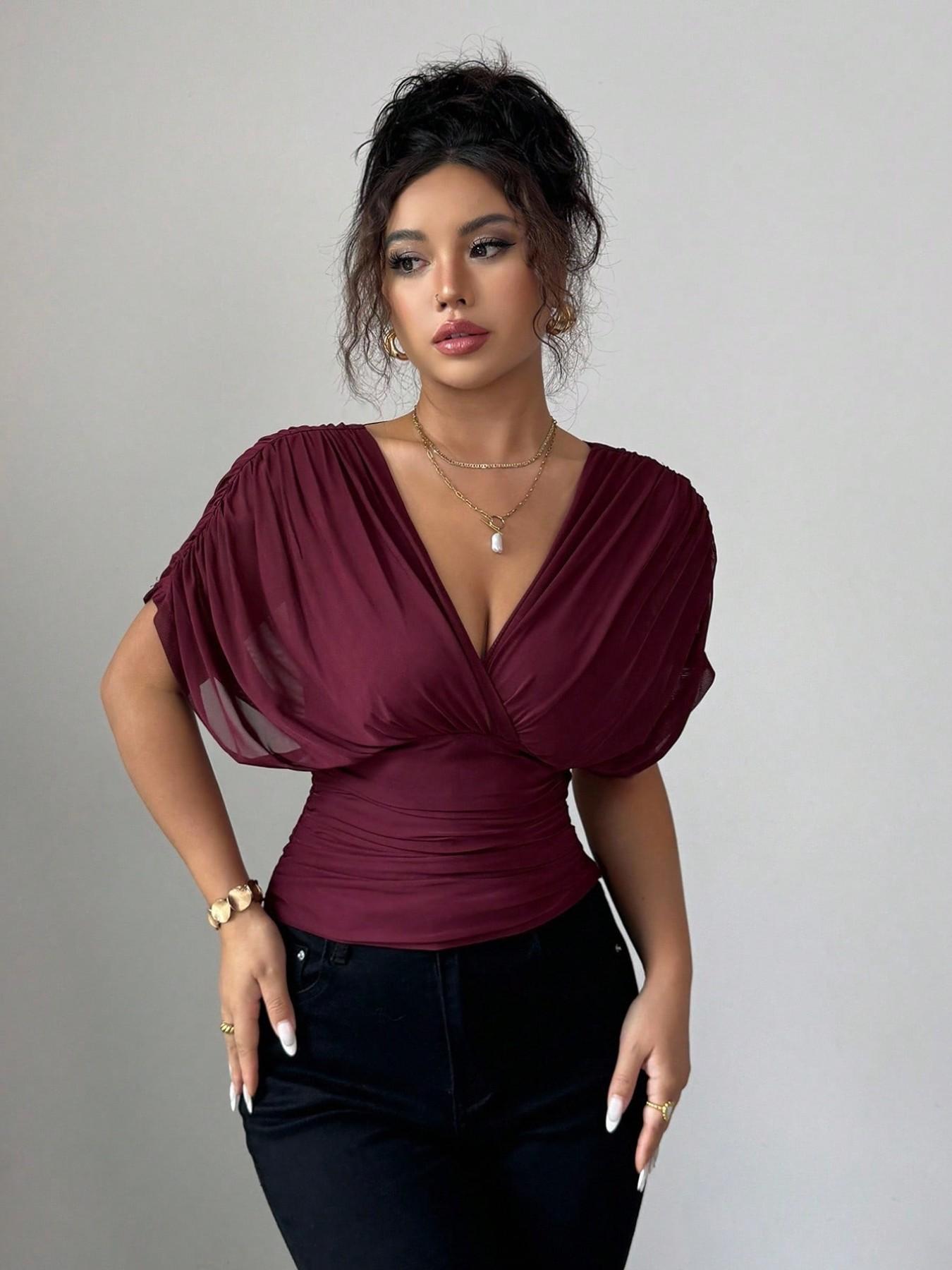 Women's V Neck Ruched Slim Fit Solid Color Blouse, Summer Short Sleeve Fitted Top, Casual Fashion Shirt for Women, Womenswear Women's V Neck Ruched Slim Fit Solid Color Blouse, Summer Short Sleeve Fitted Top, Casual Fashion Shirt for Women, Womenswear