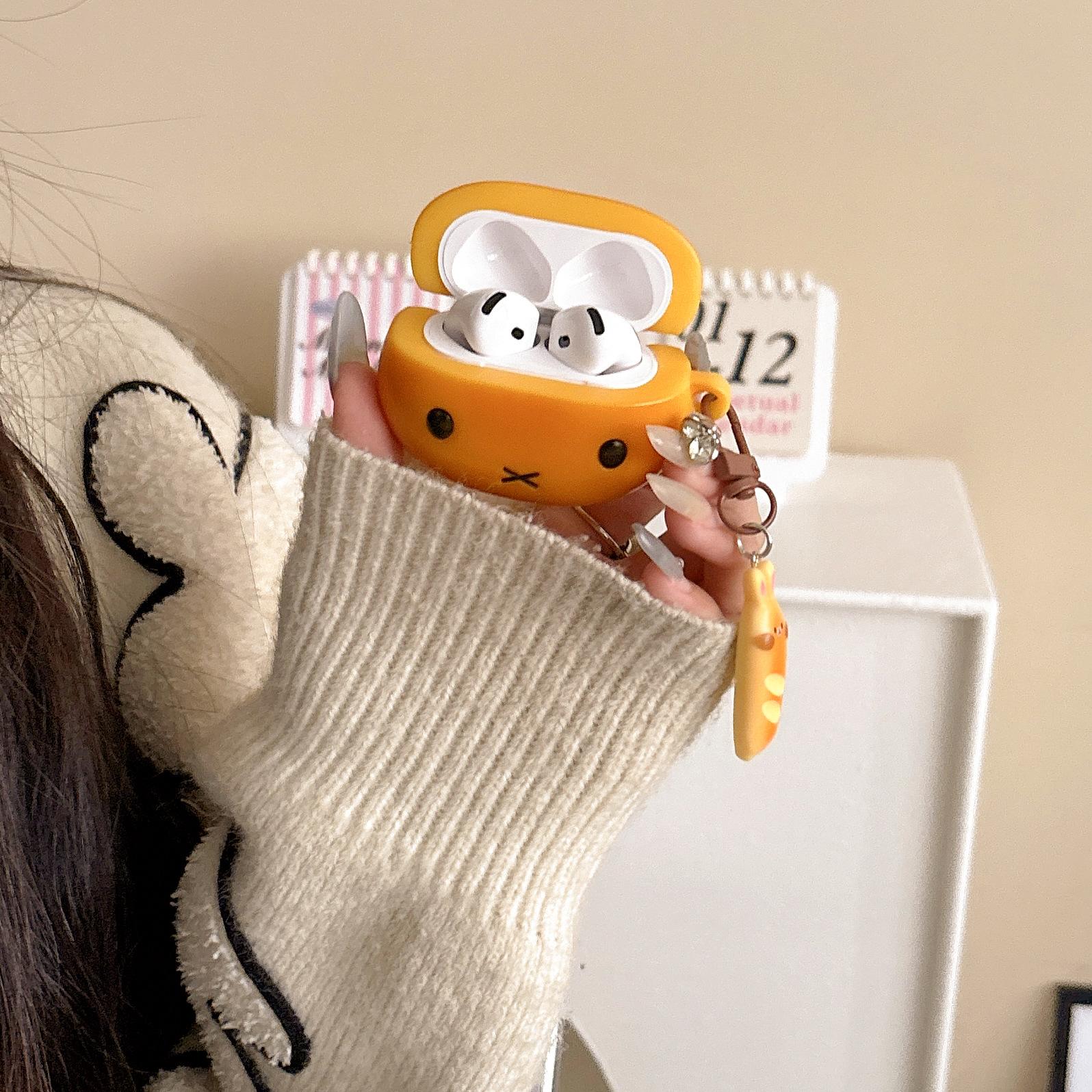 1 piece of bread rabbit earphone case,Cute wireless Bluetooth earphone case, drop resistant, durable and stylish accessory, suitable for AirPods pro3/1/2/3/4/pro/pro2(Different models may have different shapes)