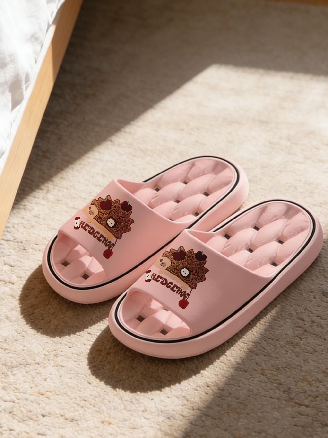 1 Pair Cartoon Hedgehog Apple Themed Printed Hollow Massage Thick Sole Slippers, Cute Soft Style, Non-slip Soft Sole, Quick-dry for Bathroom, Indoor & Outdoor Dual-use, Open Toe Slides, Bathroom Casual Slippers