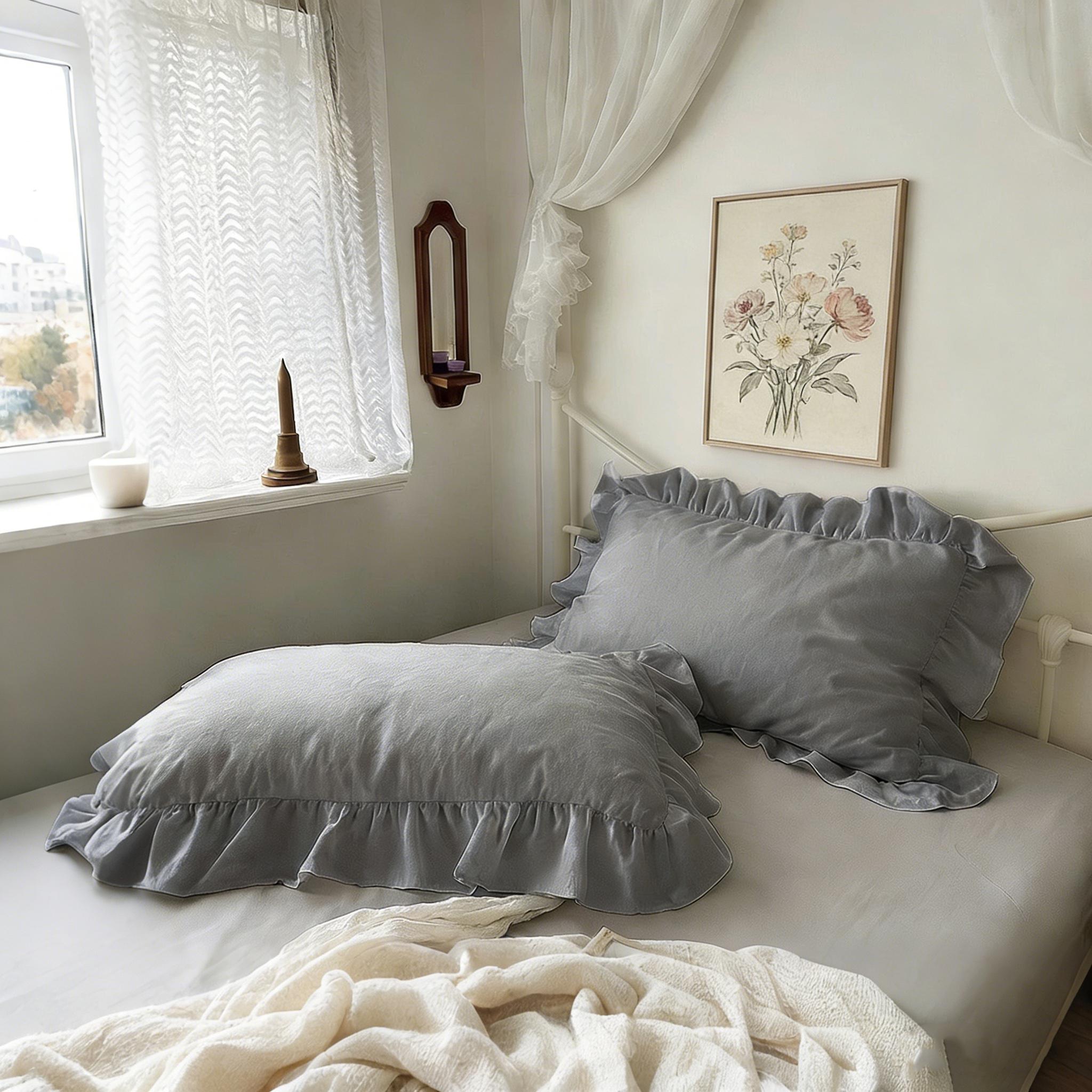 2 Pcs Ruffle Pillowcases, No Filler, Soft Microfiber Pillow Cases with Frilly Trim, Shabby Chic Decorative Pillow Covers for Bedroom,Year-Round Use,Cool Bed Accessories,Home Bedroom-Ideal Gift