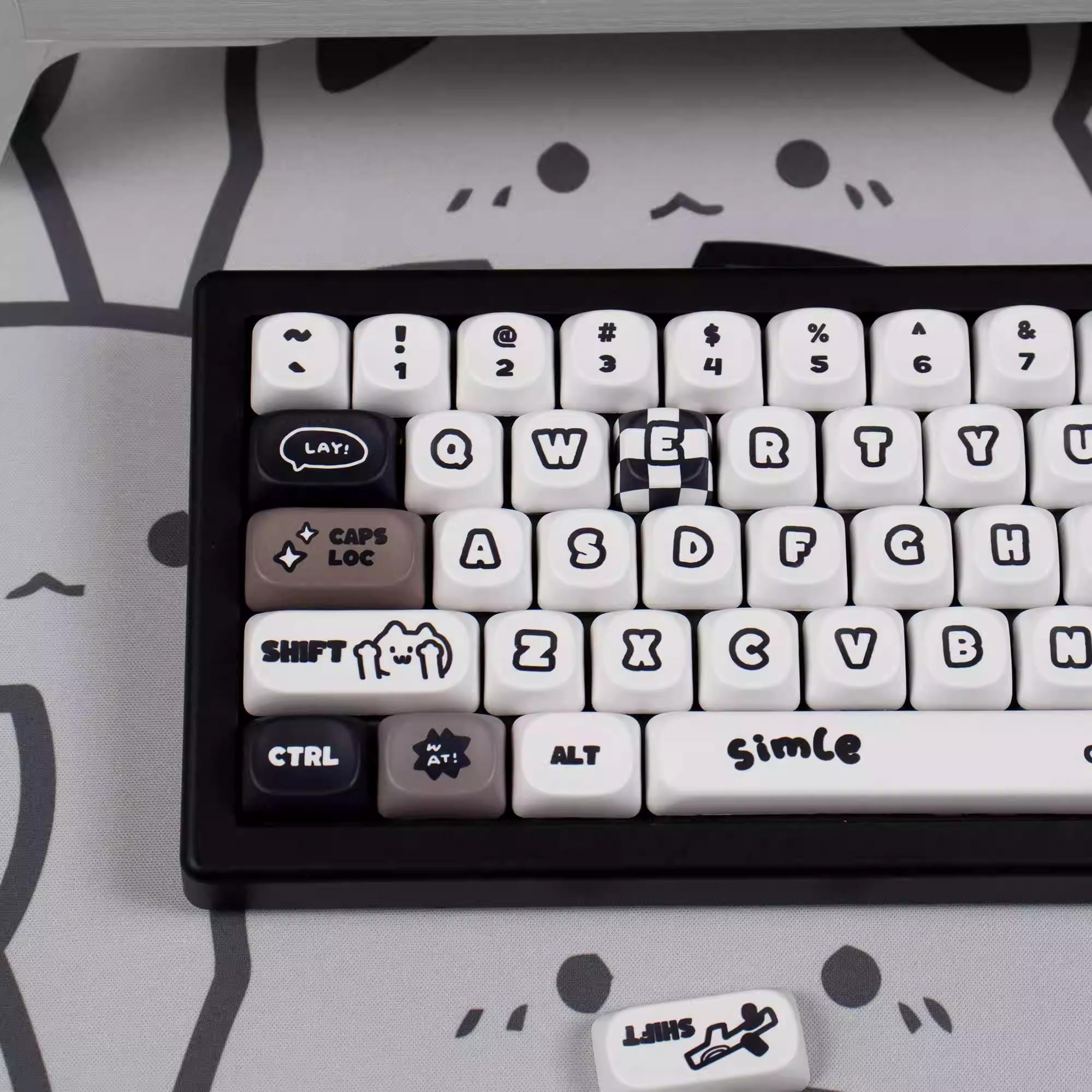 131-Key Cat Dog Theme Pbt Keycaps, Dye Sublimation Process, Moa Profile, Aesthetics, Compatible with Mx Axes, for 61/64/68/87/96/104/108 Keyboards, Craftsmanship