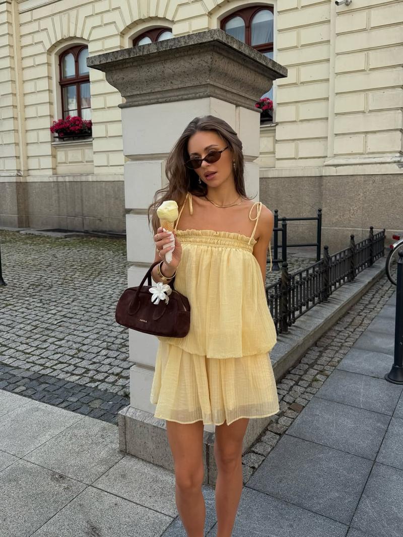 Sweet Date Elegant Vacation Style Thin Strap Crop Top Skirt Two-Piece Set, Sleeveless Loose-Fitting H-Type