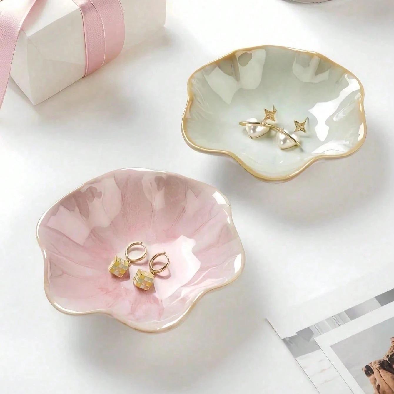 Multifunctional Jewelry Organizer Tray, Decorative Ceramic Lotus Leaf Tray, Holds Earrings, Rings, Necklaces, Bracelets, Keys, Coins, Ideal for Vanity, Nightstand, Bathroom, Desk