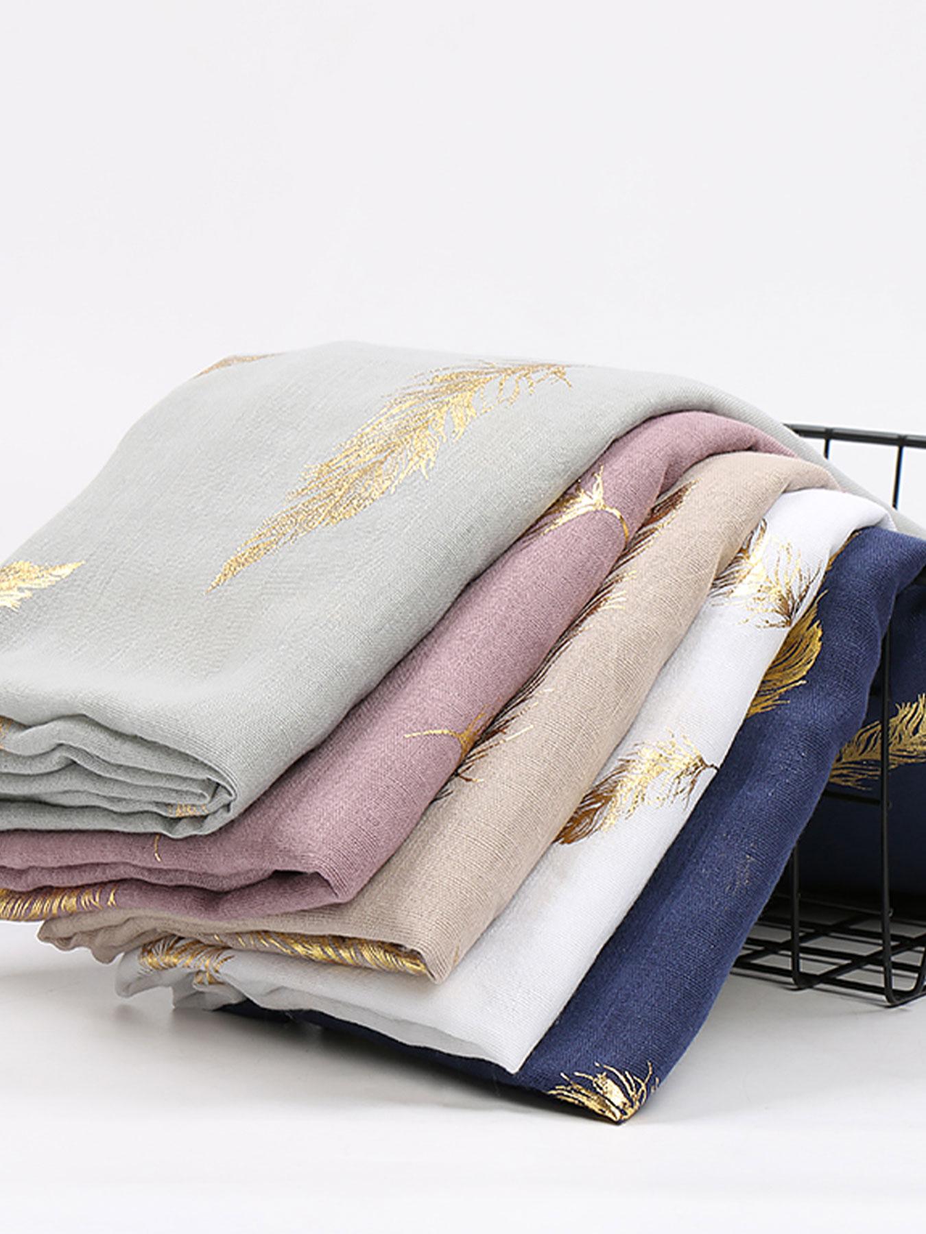 Ladies' Elegant Scarf with Feather Pattern, Lightweight Polyester Fabric for Fashion Accessories, Perfect for Stylish Hijab