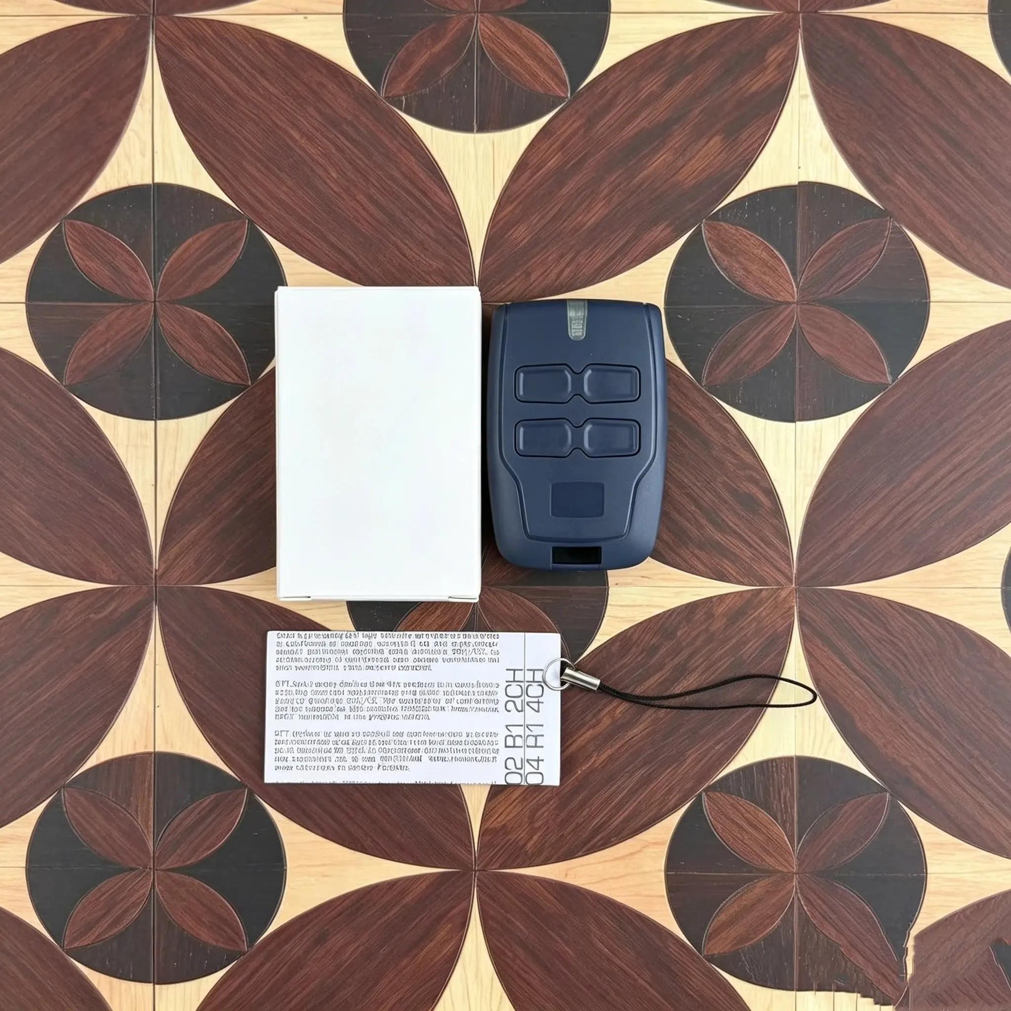 433mhz Wireless Garage Door Remote Control, Rolling Code Technology, 2/4 Button Options, Easy-To-Use Keychain Design