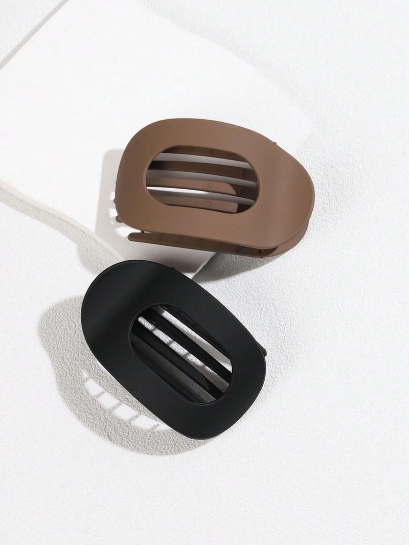 2-4pcs Flat Round Hair Clips, Solid Color + Leopard Print Combo, Women Daily Hairstyle Claws, Non-Slip Duck Mouth Clips, Curved Arc Design, Durable Plastic Hair Accessories, Vintage Minimalist Niche Hair Pins