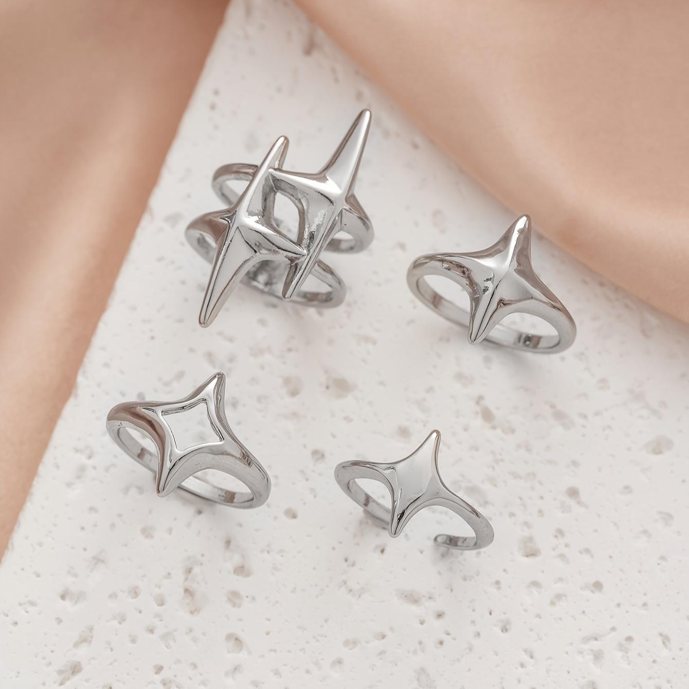 [Retro Star Rings Set] 4pcs Retro Dark Metal Star Rings Set, Fashion Stackable Rings for Music Festivals and Parties, Suitable for Both Men and Women