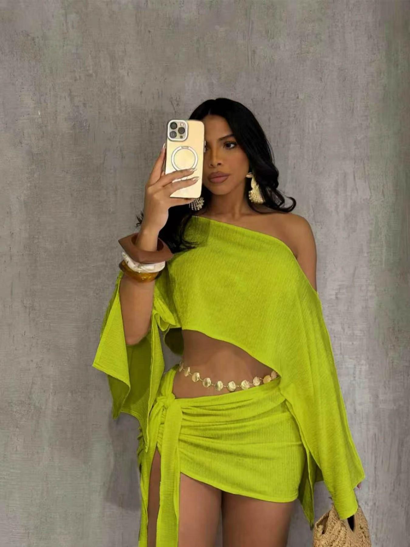 Women's Elegant Sexy Beach Vacation Set, off Shoulder Short Crop Top & Bodycon Skirt, Fashionable Chic Aesthetic Summer Outfit, Sleeveless Knot Design