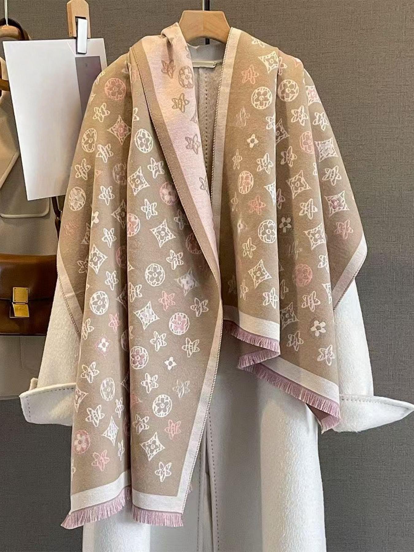 Autumn Winter Unisex Clover Thick Warm Scarf, Fluffy Soft Scarf, Fashionable Faux Wool, High-End Anti-Cold Neckwear, Suitable for Various Occasions