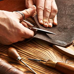 GSOIAX Men's Ultra-Thin Leather RFID Bifold Wallet with Money Clip