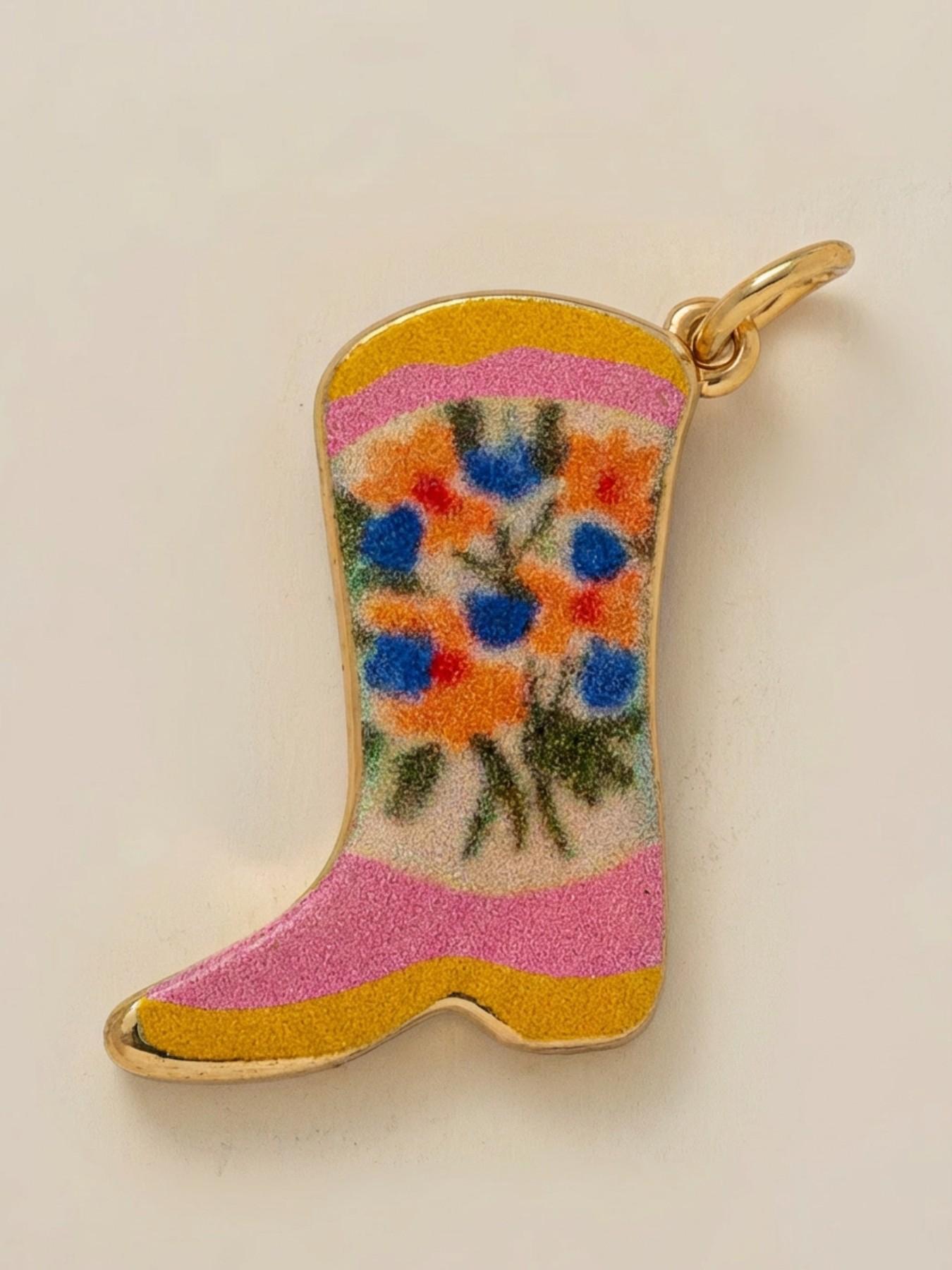 1PC fashionable commuting bohemian style pendant, painted enamel, flower boots, heart-shaped eyes, bottle, boot series pendant, copper plated 18K gold, suitable for DIY fashion accessories such as keychains, bags, and jewelry