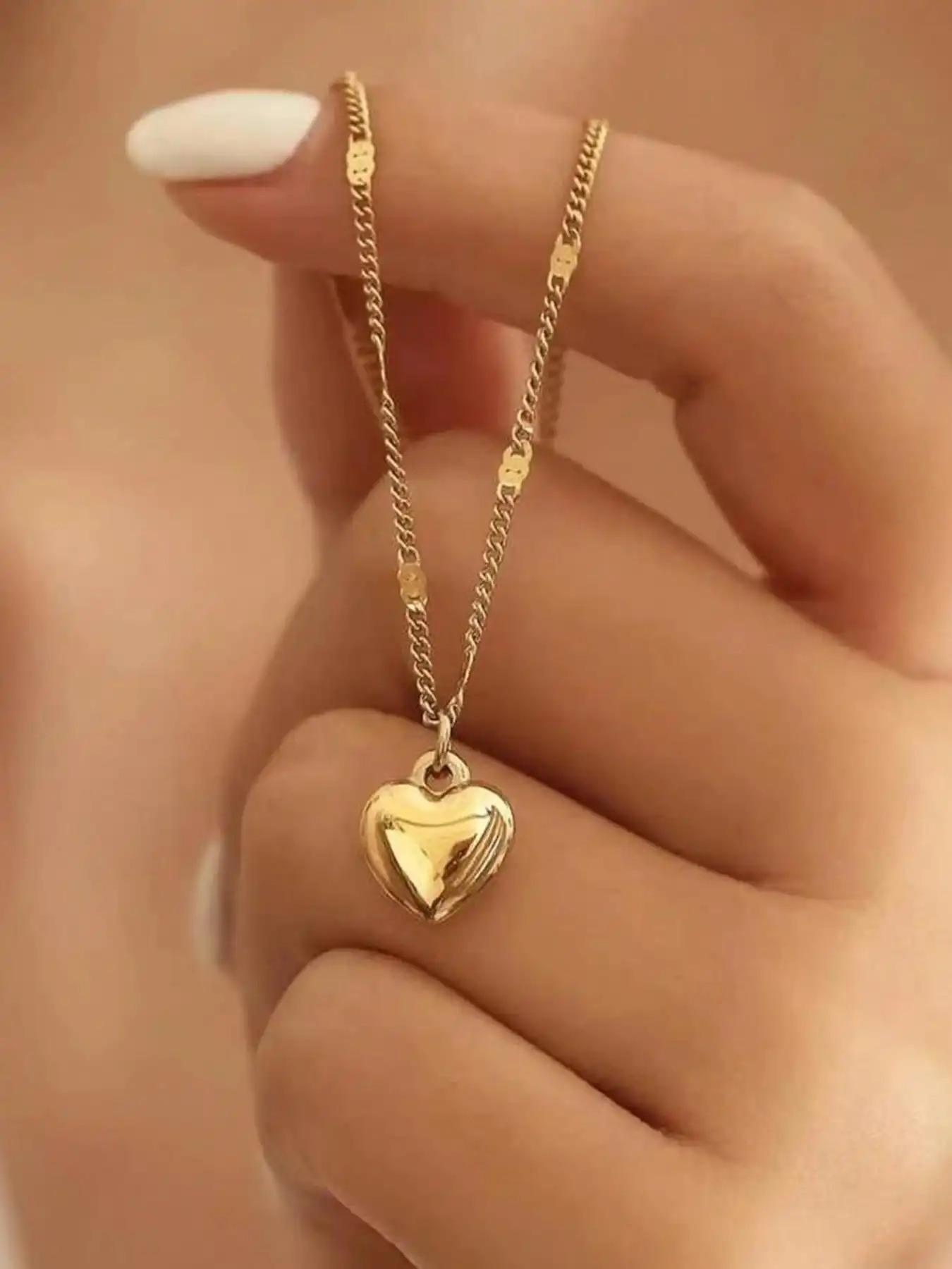 Must-have for commuting! Exquisite heart necklace is eye-catching