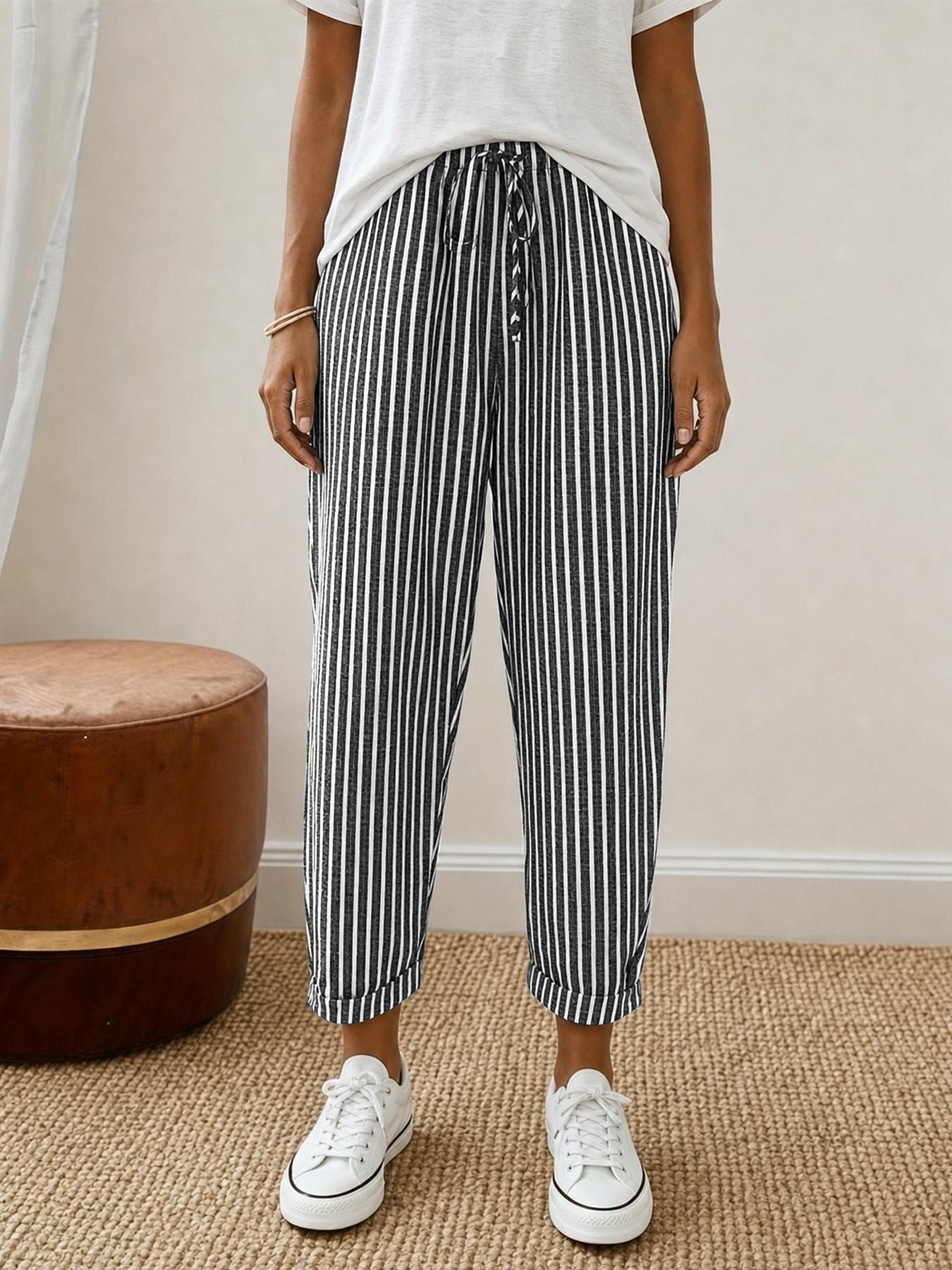 Women's Capri Pants, Cropped Wide Leg Striped Pants with Elastic Drawstring Waist   Side Pockets, Loose Fit Casual Streetwear Trousers for Women, Machine Washable Back To School College Outfit, Travel & Everyday Wear