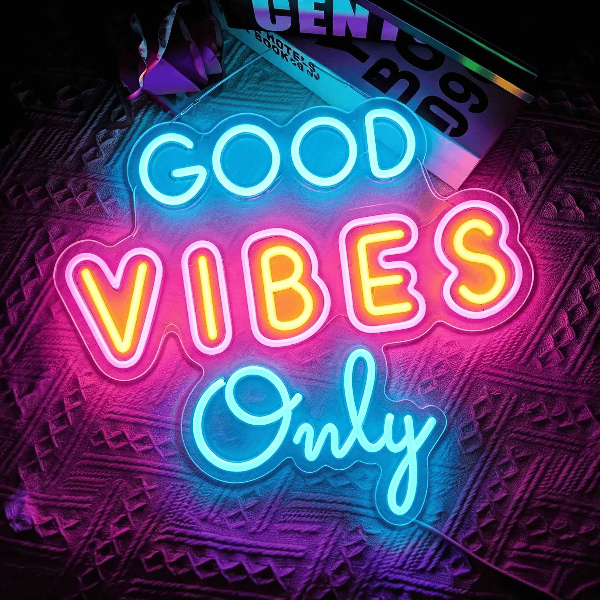 Dimmable Good Vibes Only Neon Sign Gradient Color LED Neon Light USB Powered Wall Hanging Lamp Preppy Aesthetic Wall Art for Bedroom Game Room Dorm Cafe Bar Salon Party Apartment Decor Trendy Gift for Teen Girls Gamers Students Housewarming