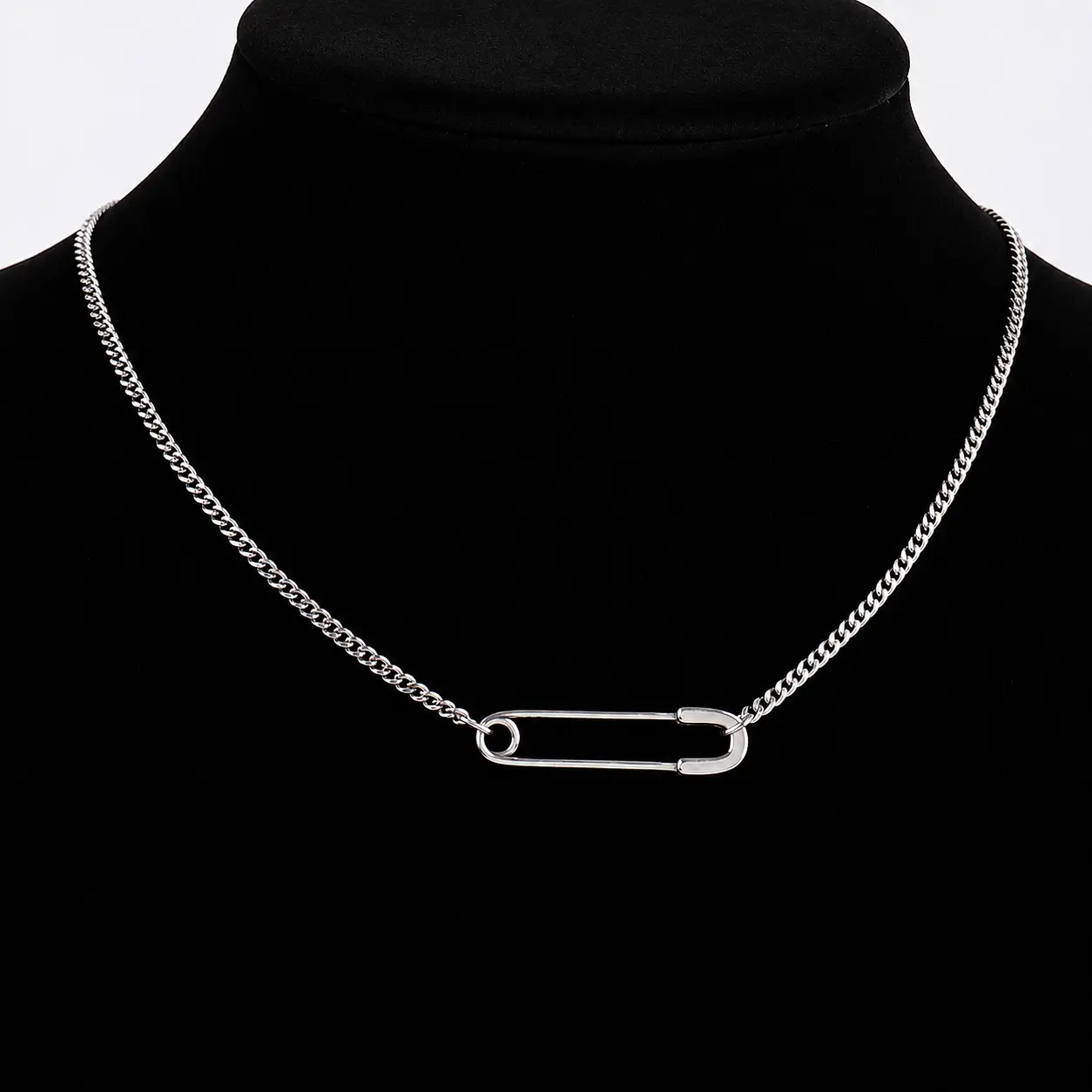niki safety pin necklace for Women Men, Silver Y2K Pin Necklace, Punk Safety Pin Pendant, Minimalist Curb Chain Necklace, Unisex Edgy Jewelry, Trendy Everyday Collarbone Necklace, Fashion Gift for Her Him new