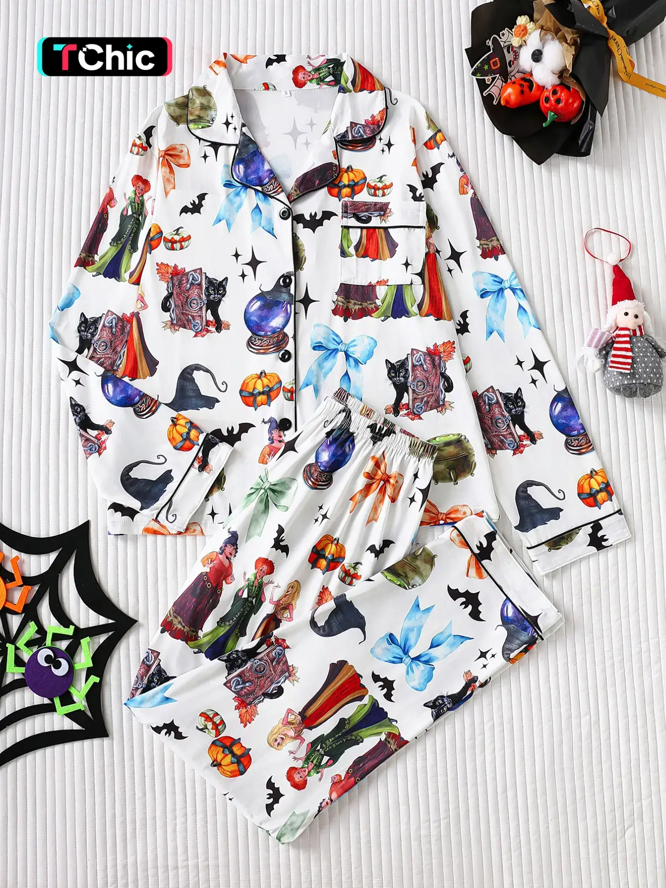 Halloween Witch Cat Pumpkin Print Women's Pajama Set Pjs Loungewear Nightwear, Soft Satin Material, Loose Comfortable Button Front, Long Sleeve Top and Pants, Long Sleeve Pyjamas