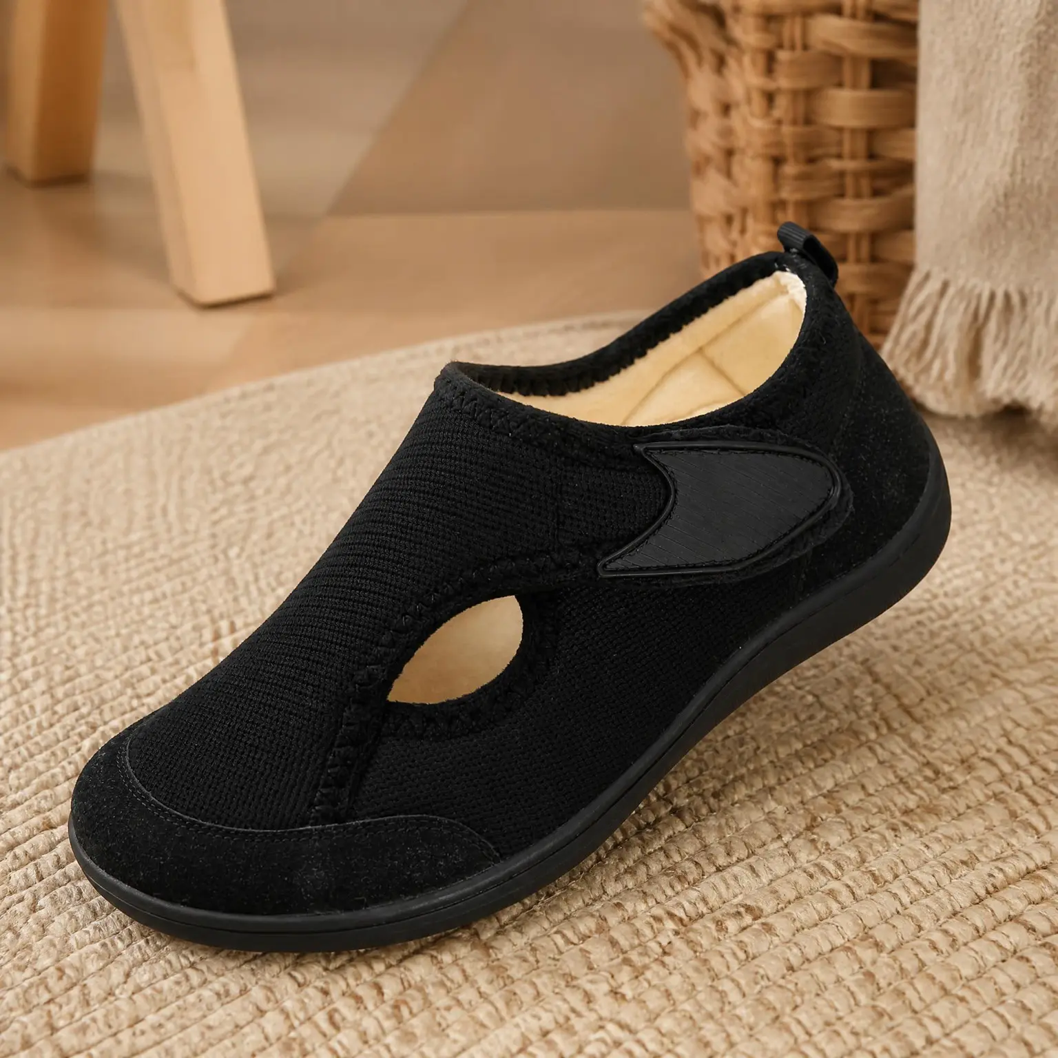 Women's Wide Diabetic Slippers Adjustable Arthritis Edema House Shoes Indoor Outdoor(Gift)