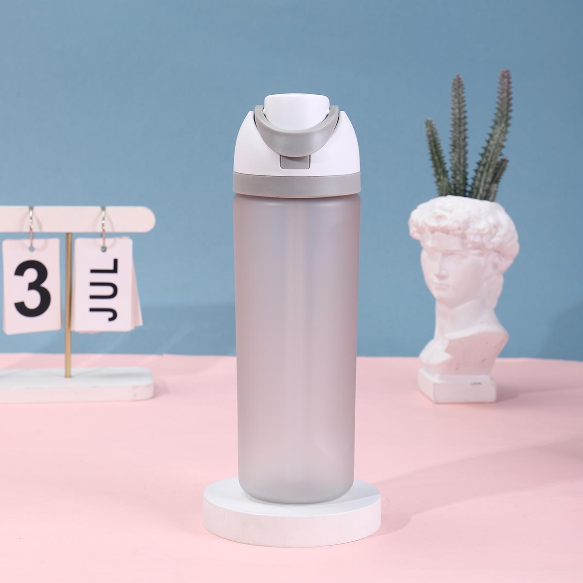 Transparent Plastic Fruit Cup, Large Capacity Outdoor Sports Water Bottle, Leak-Proof Dual Straw Cup, Perfect for Hiking & Camping
