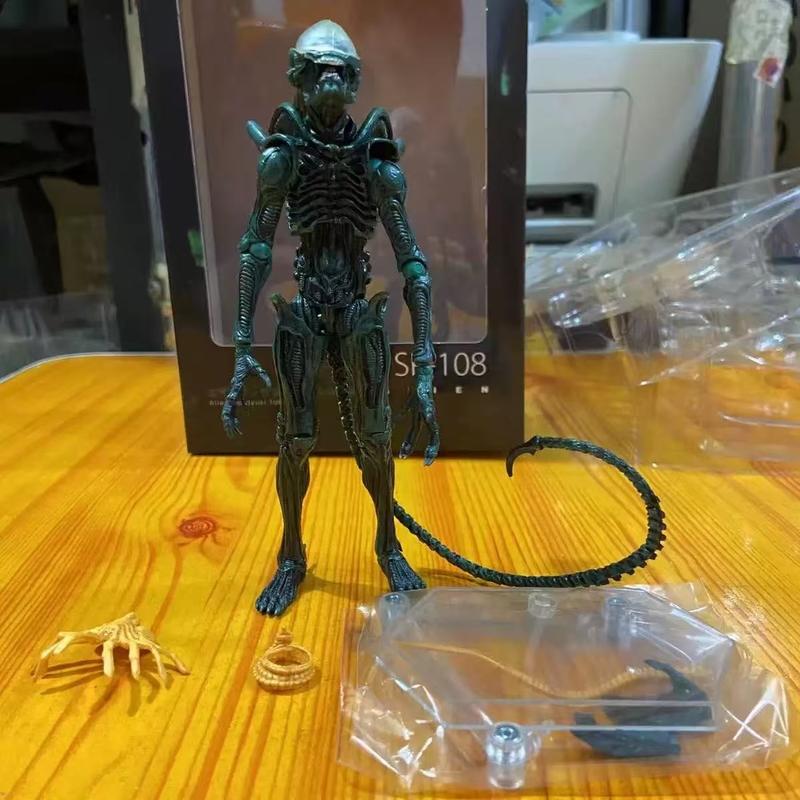 Figma Sp-108 Alien Figure, Articulating Figurines, Ryoichi Ikegami Version Collectible Model, Poseable Handheld Toy, Anime Character Display Piece