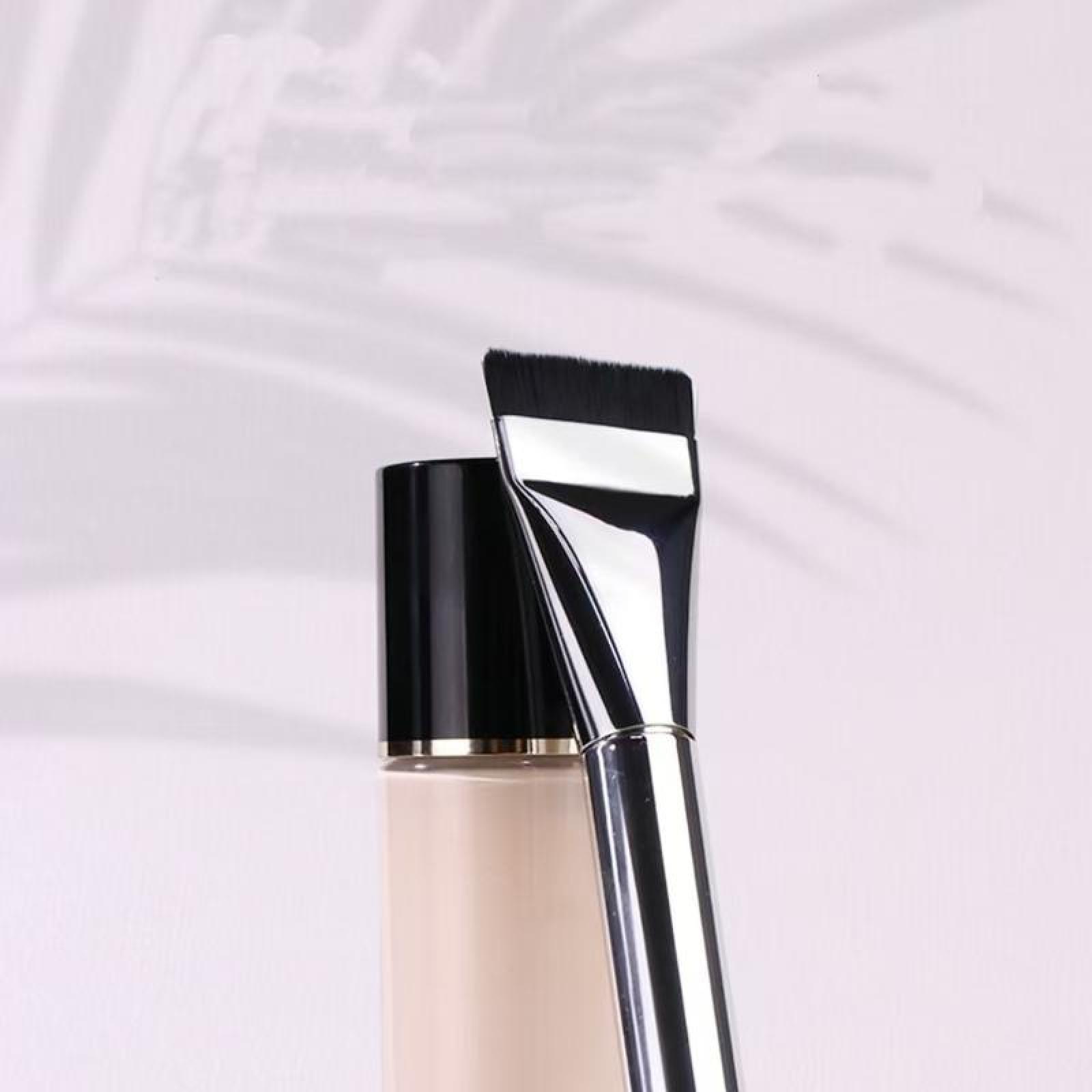 2-in-1 Lightweight Car Interior Cosmetic Tool Set - Ultra-Thin Foundation Brush, Black Air Cushion Sponge, Professional Flat Powder Tool for Smooth Application & Flawless Finish