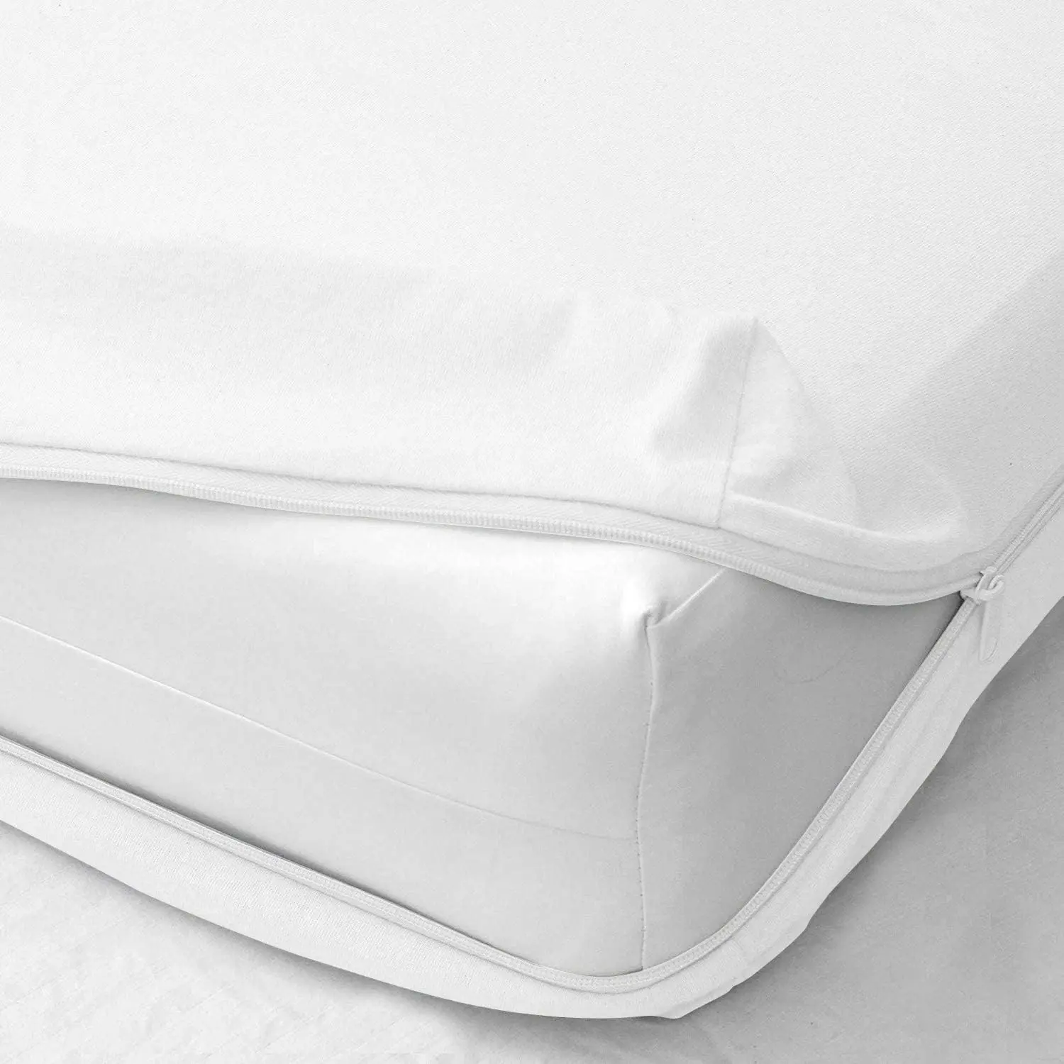 Queen Size Zipper Fitted Sheet – 100% Cotton, 8 Inch Deep Pocket, Hotel Quality Bottom Sheet, Soft, Breathable, Wrinkle, Fade & Shrink Resistant, 1 Fitted Sheet Only (White)
