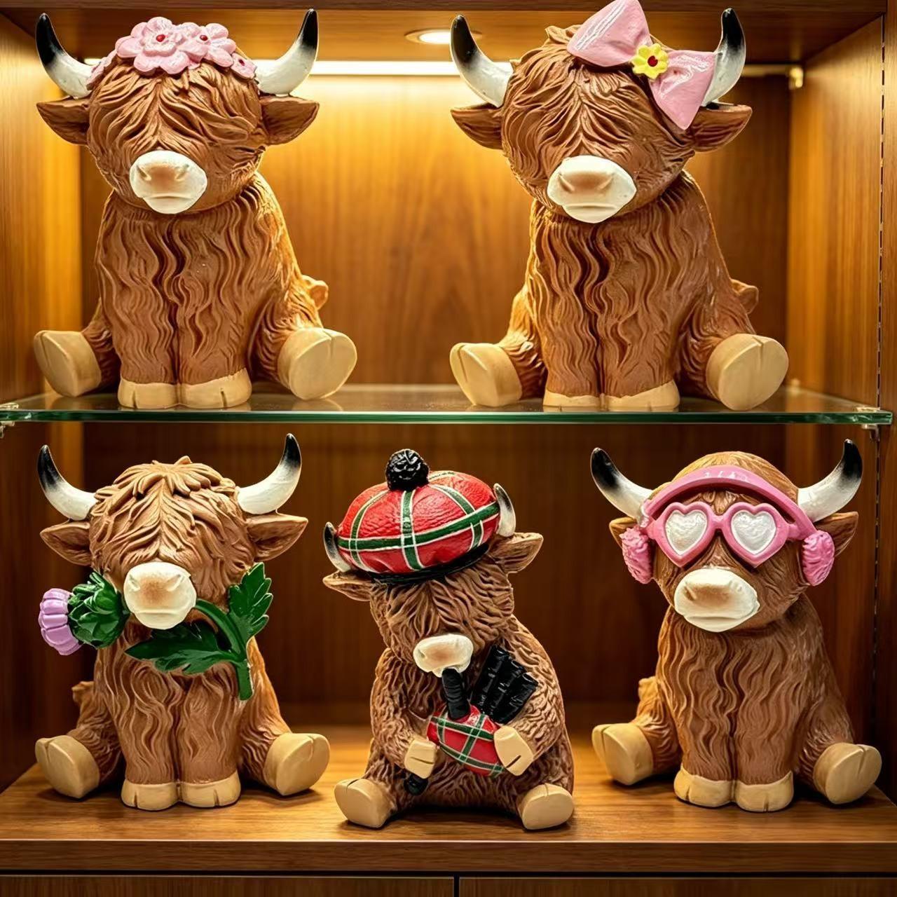 Collectible Figurines Mini Creative Resin Animal Statues, Highland Cow Ornament, Festival Decor, Movie Souvenir, Best Holiday Gift